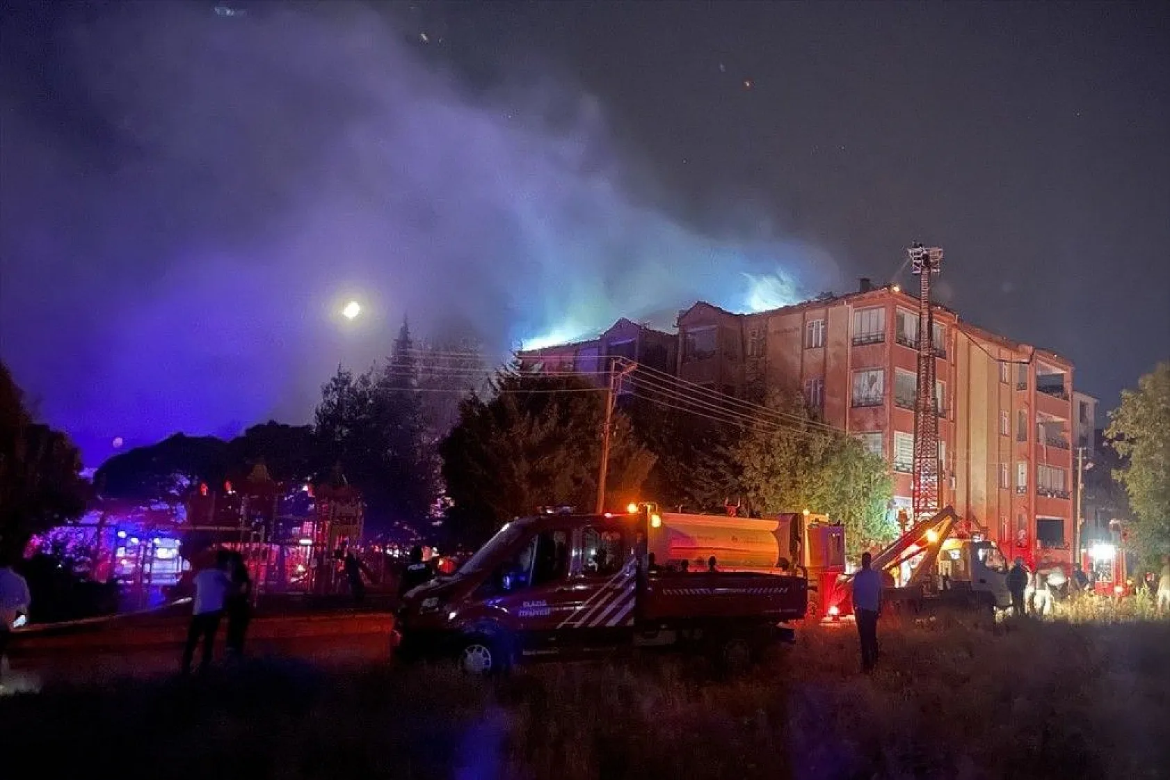 Elazığ'da korkutan yangın!