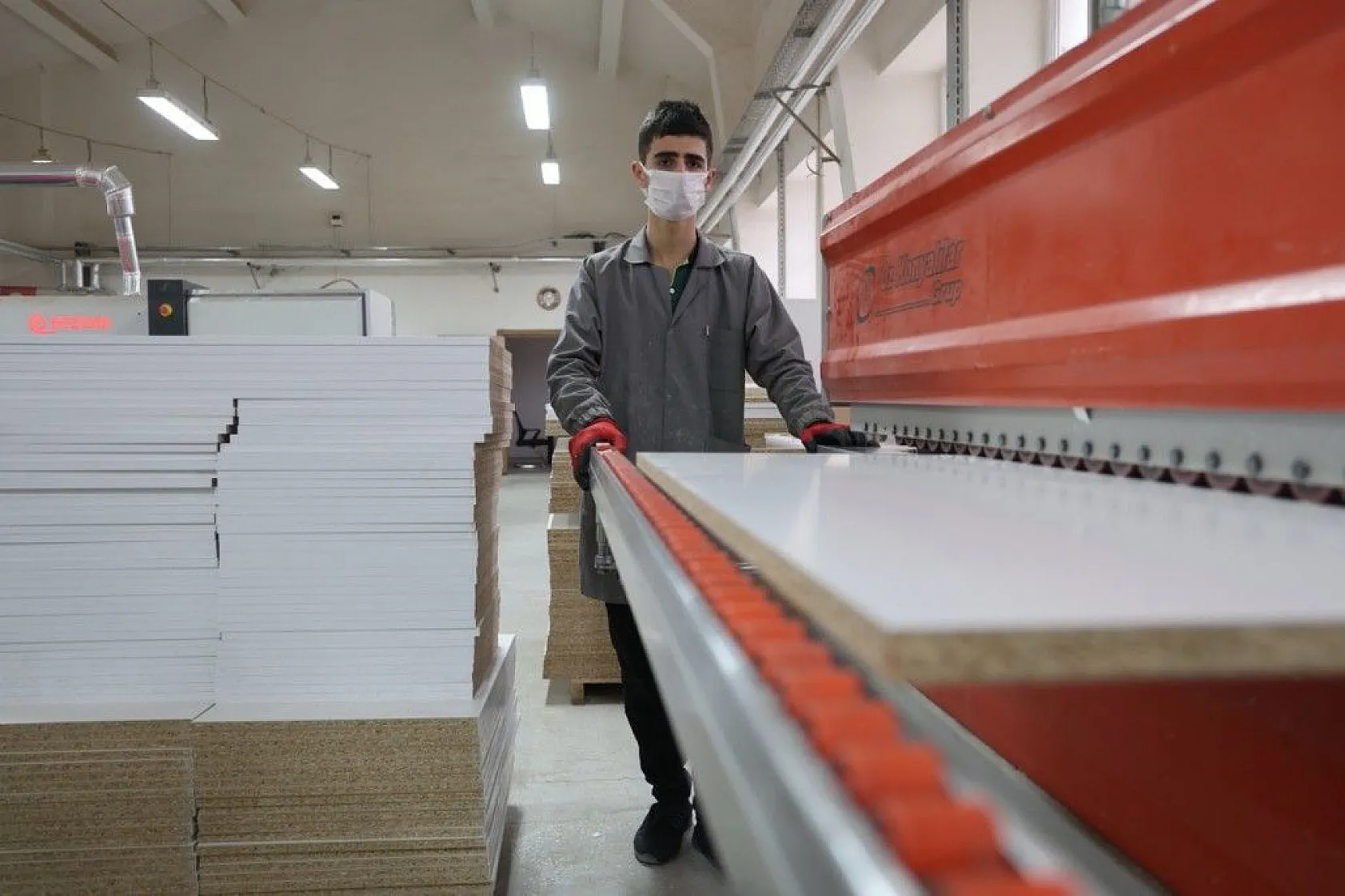 Elazığ'da meslek lisesi fabrikaları aratmıyor