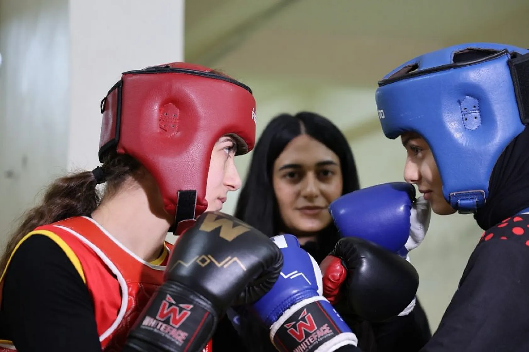 Baba ve üç kızından spor mucizesi