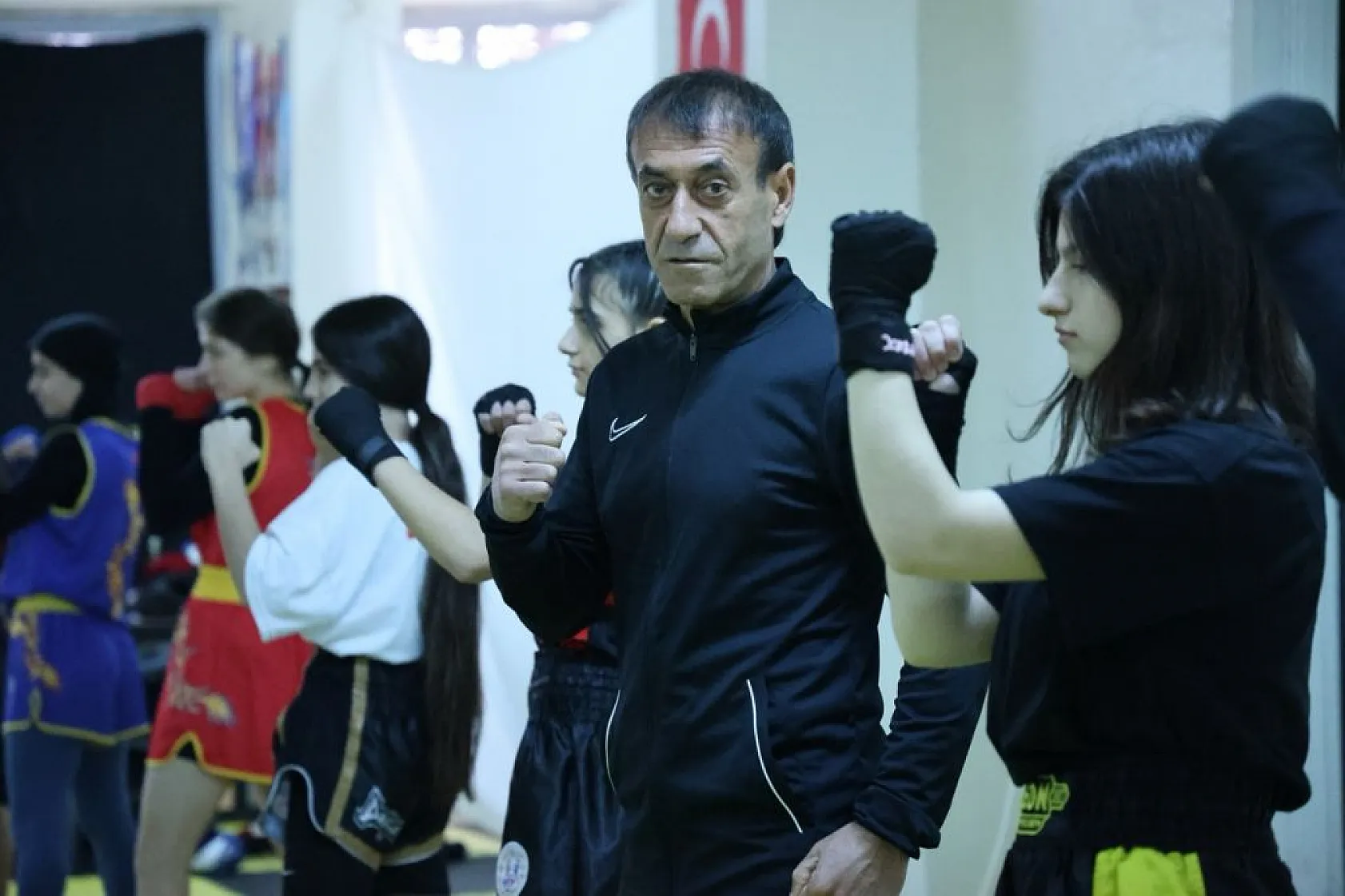 Baba ve üç kızından spor mucizesi