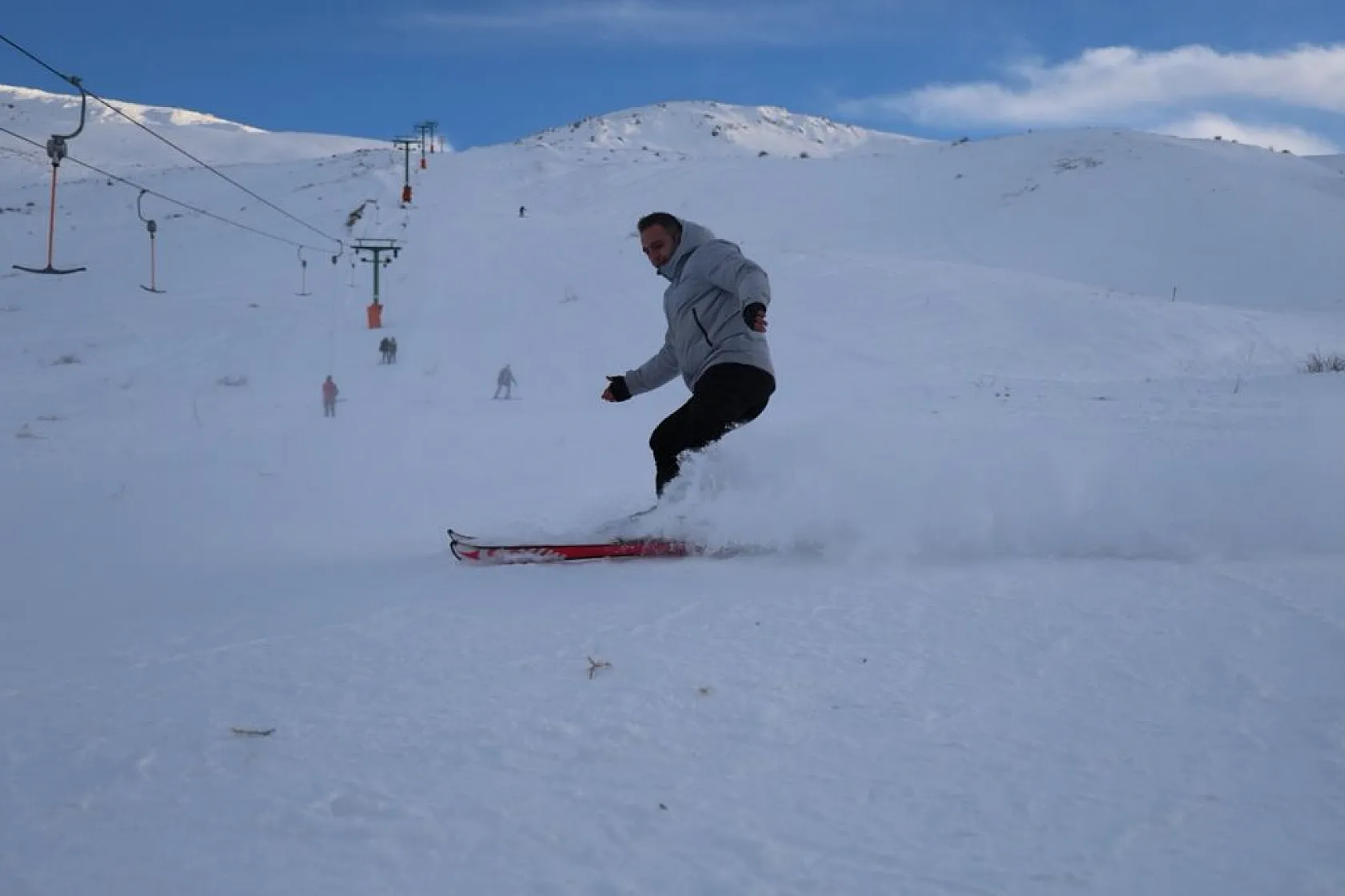 Hazarbaba'da kayak keyfi başladı