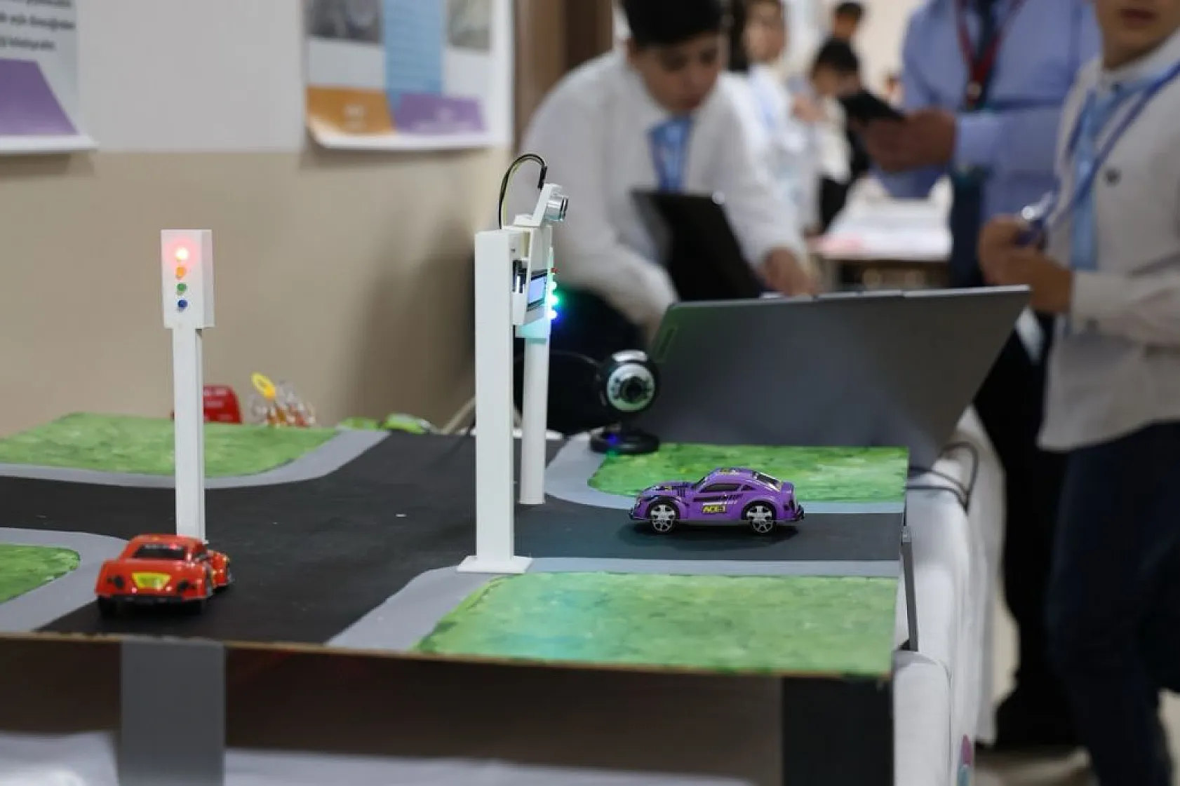 Genç dahiler projeleriyle göz doldurdu