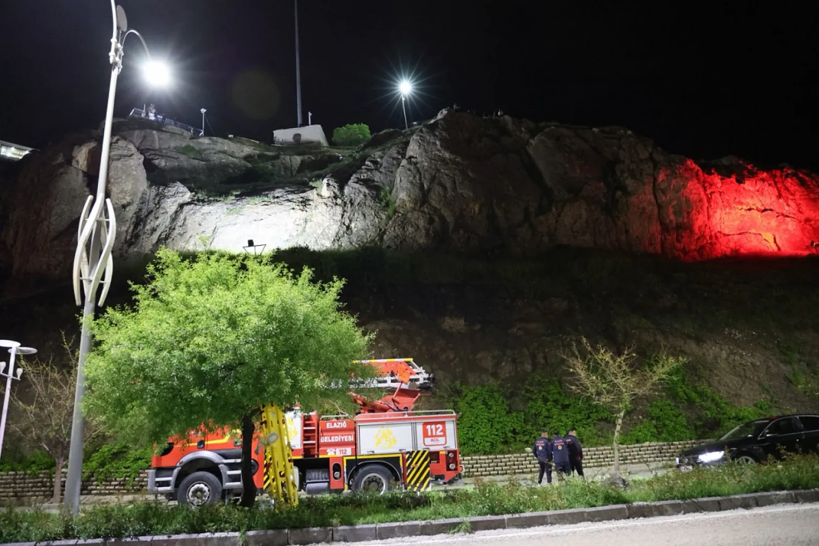Elazığ'da gece yarısı intihar girişimi