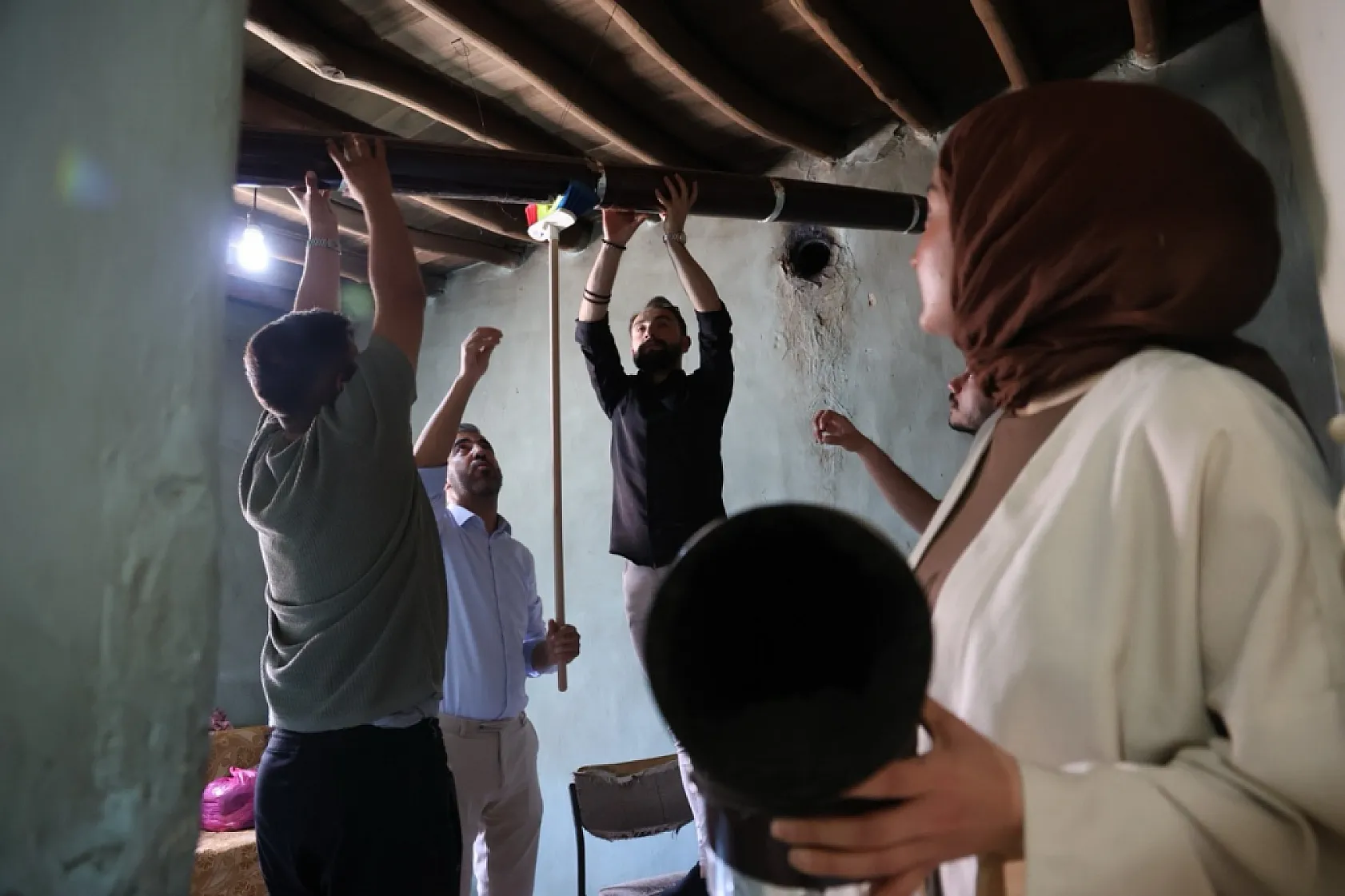 Elazığ'da gönüllülerden anlamlı destek