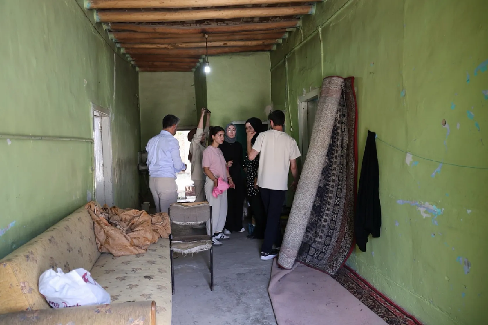 Elazığ'da gönüllülerden anlamlı destek