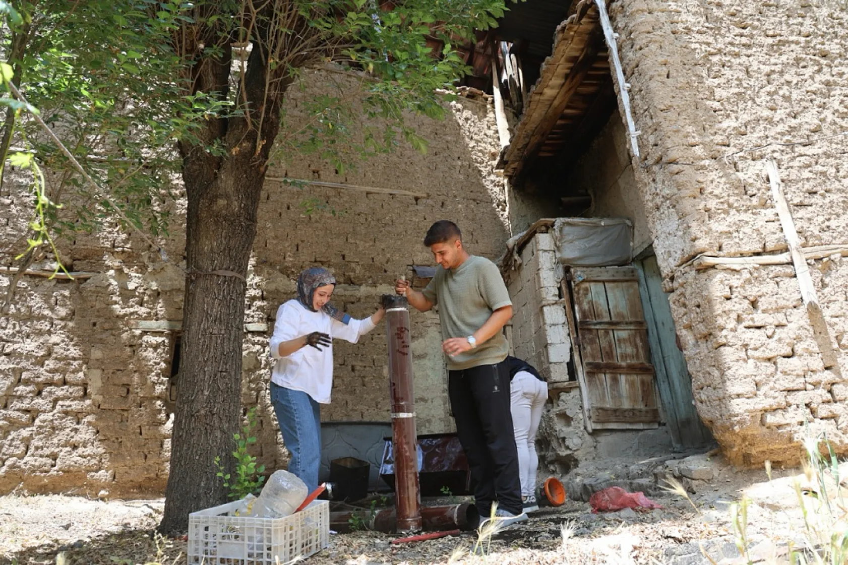 Elazığ'da gönüllülerden anlamlı destek