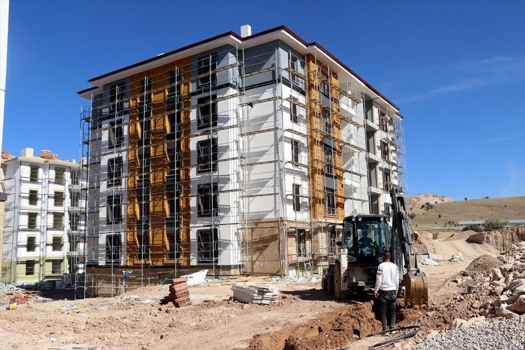 Elazığ'da kalıcı konutlar yükseliyor