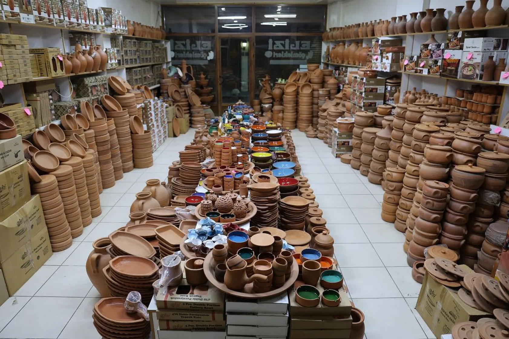 Elazığ çömleği dünya sofralarında