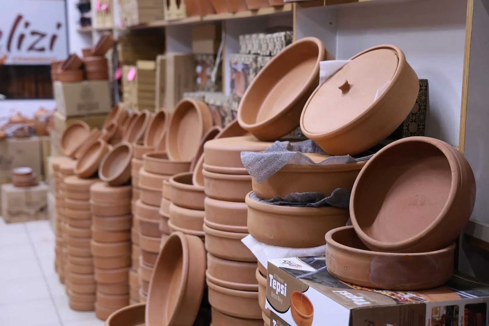 Elazığ çömleği dünya sofralarında