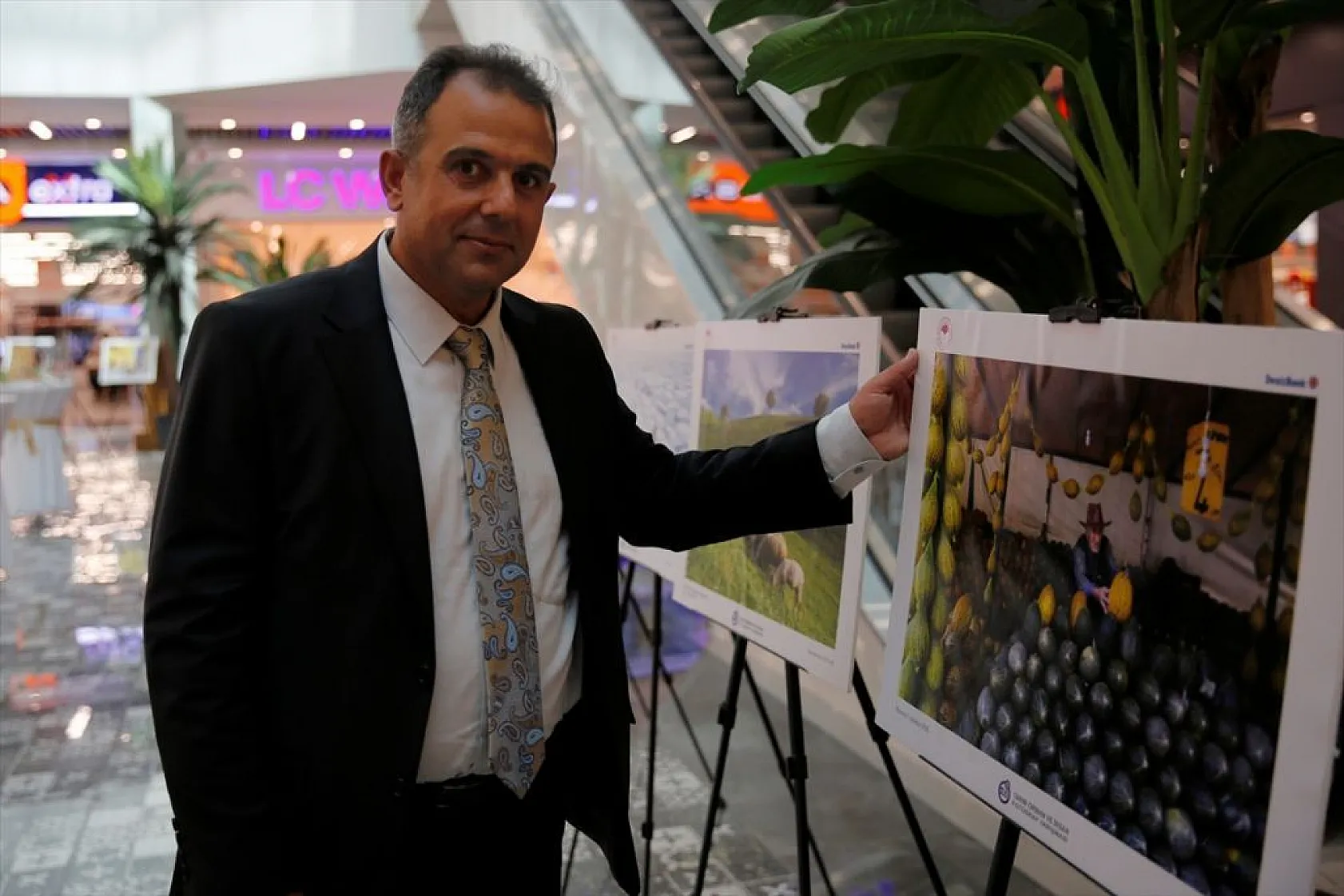 Elazığ'da 'Tarım Orman ve İnsan' fotoğraf sergisi açıldı