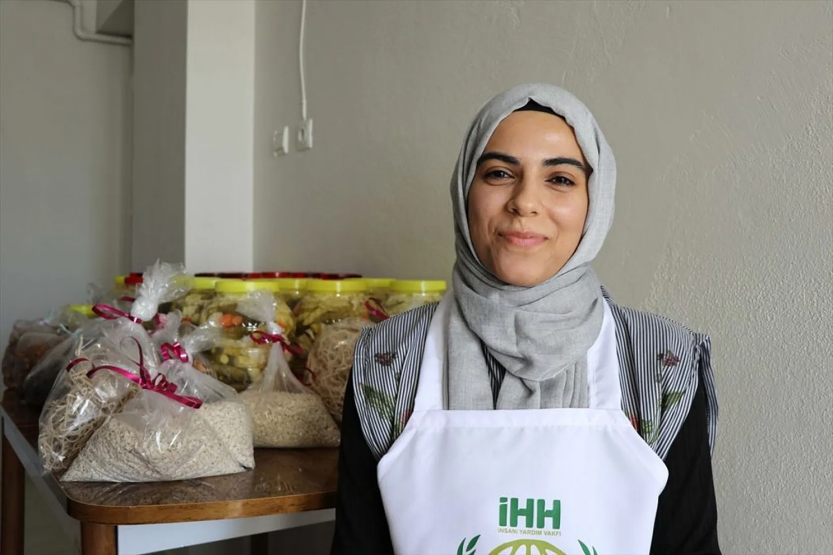 Elazığlı kadınların ihtiyaç sahiplerine hummalı hazırlığı