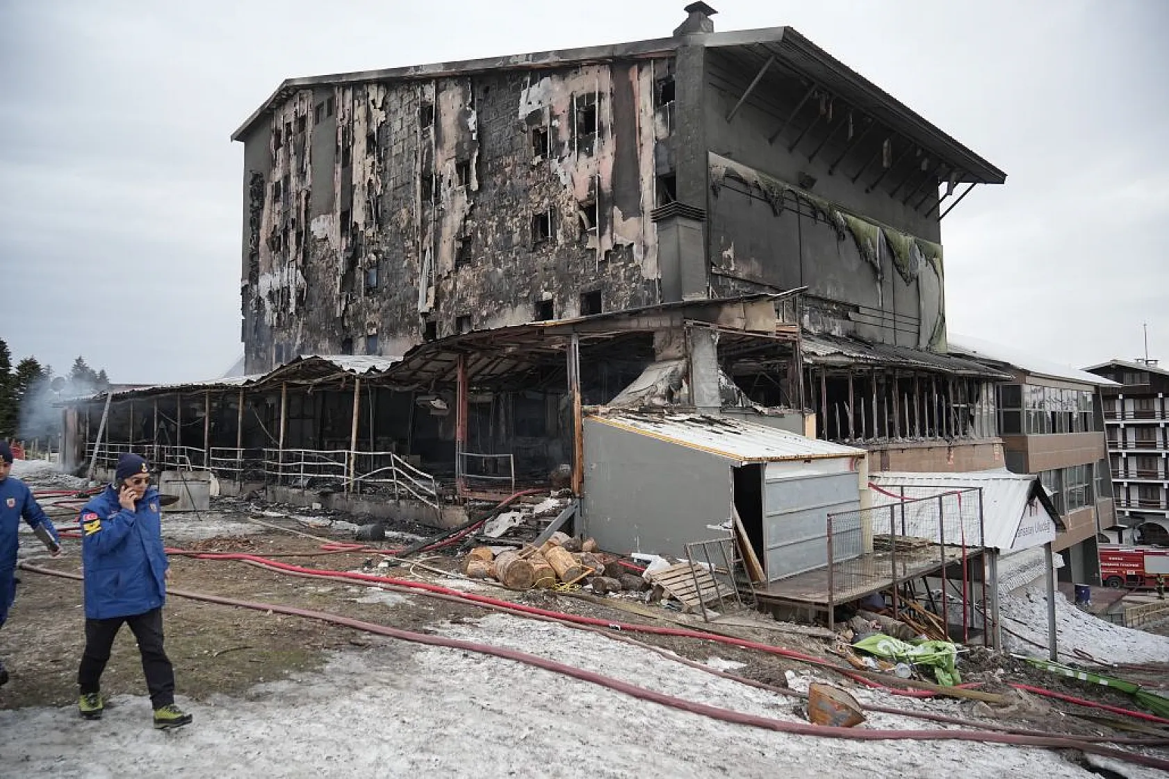 Uludağ'da otel yangını! Can kaybı var...