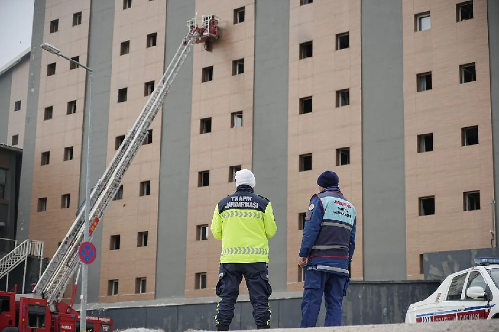 Uludağ'da otel yangını! Can kaybı var...