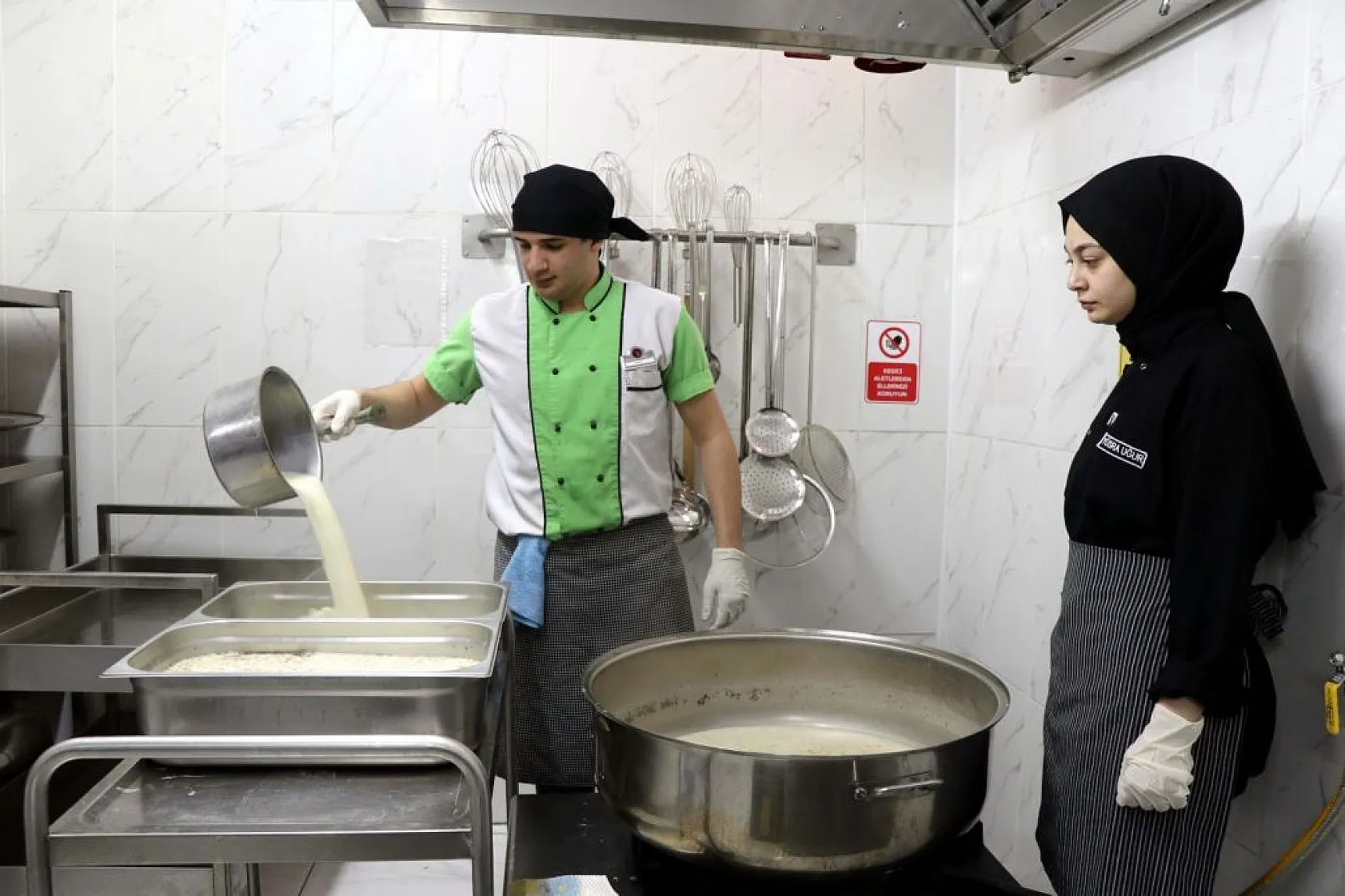 25 bin öğrenciye ücretsiz yemek