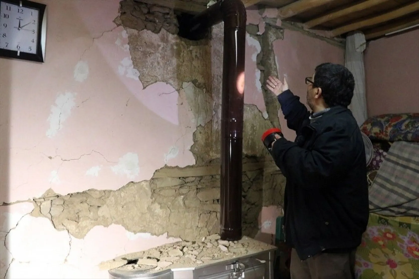 Sivrice'deki depremden fotoğraflar