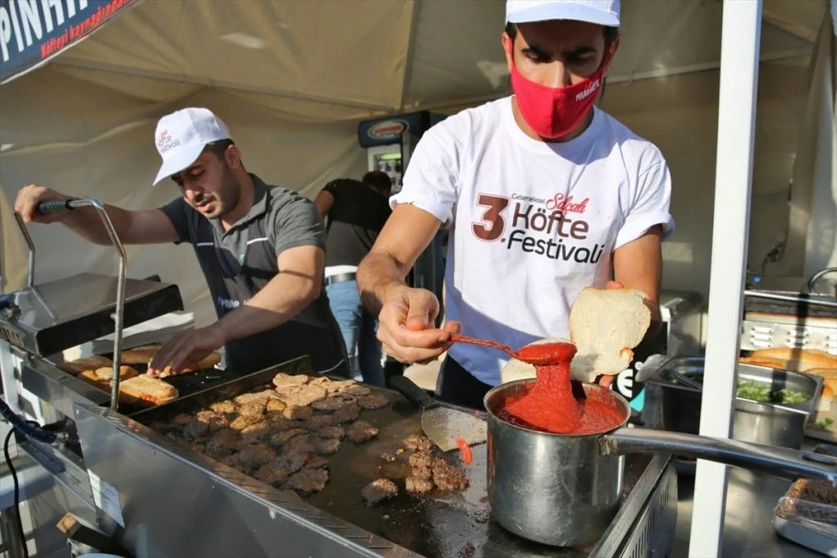 3. Geleneksel Salçalı Köfte Festivali başladı