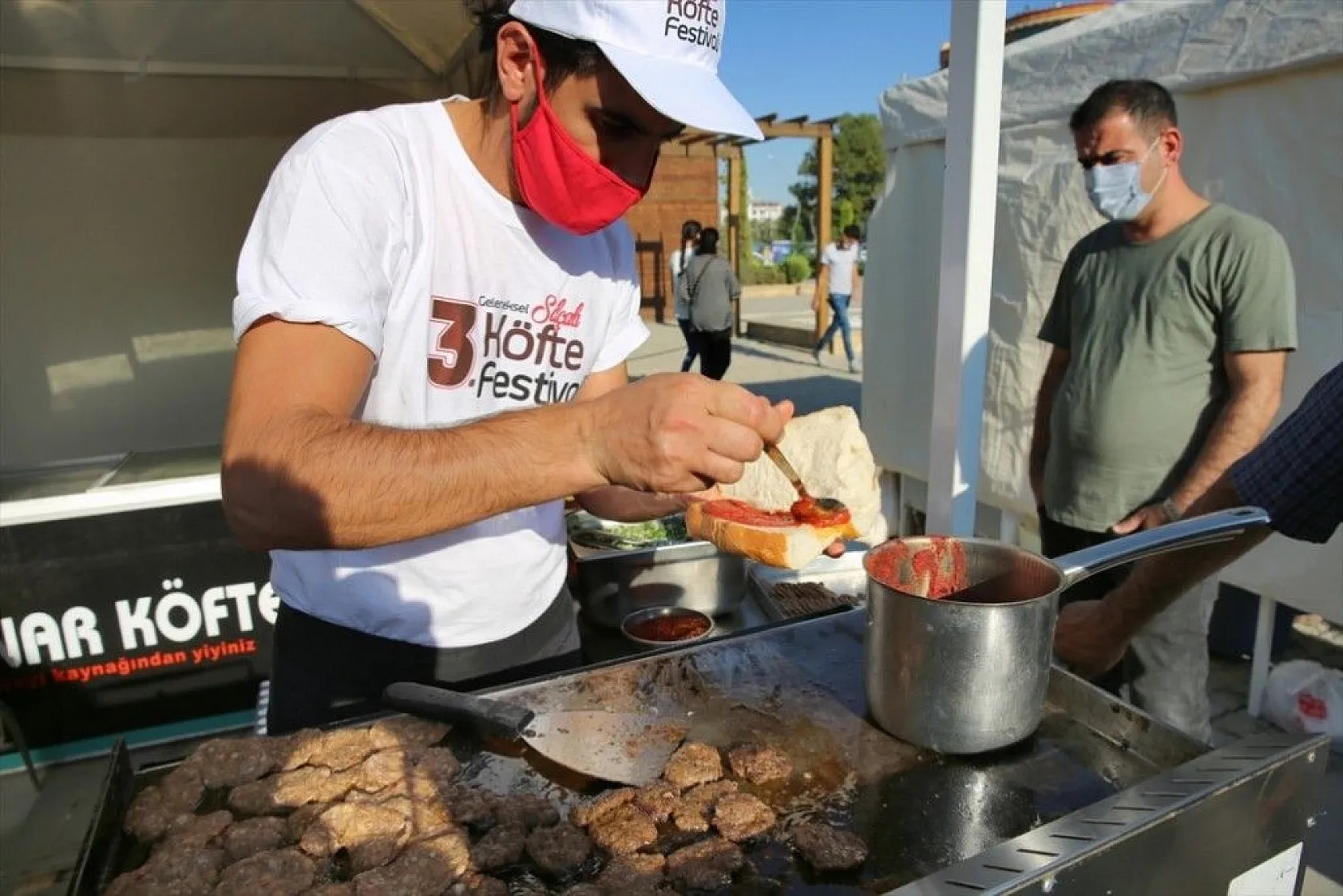 3. Geleneksel Salçalı Köfte Festivali başladı
