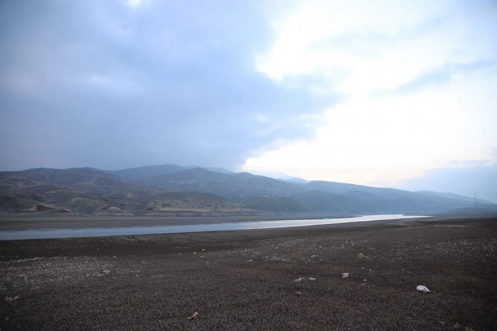 Murat Nehri dereye döndü