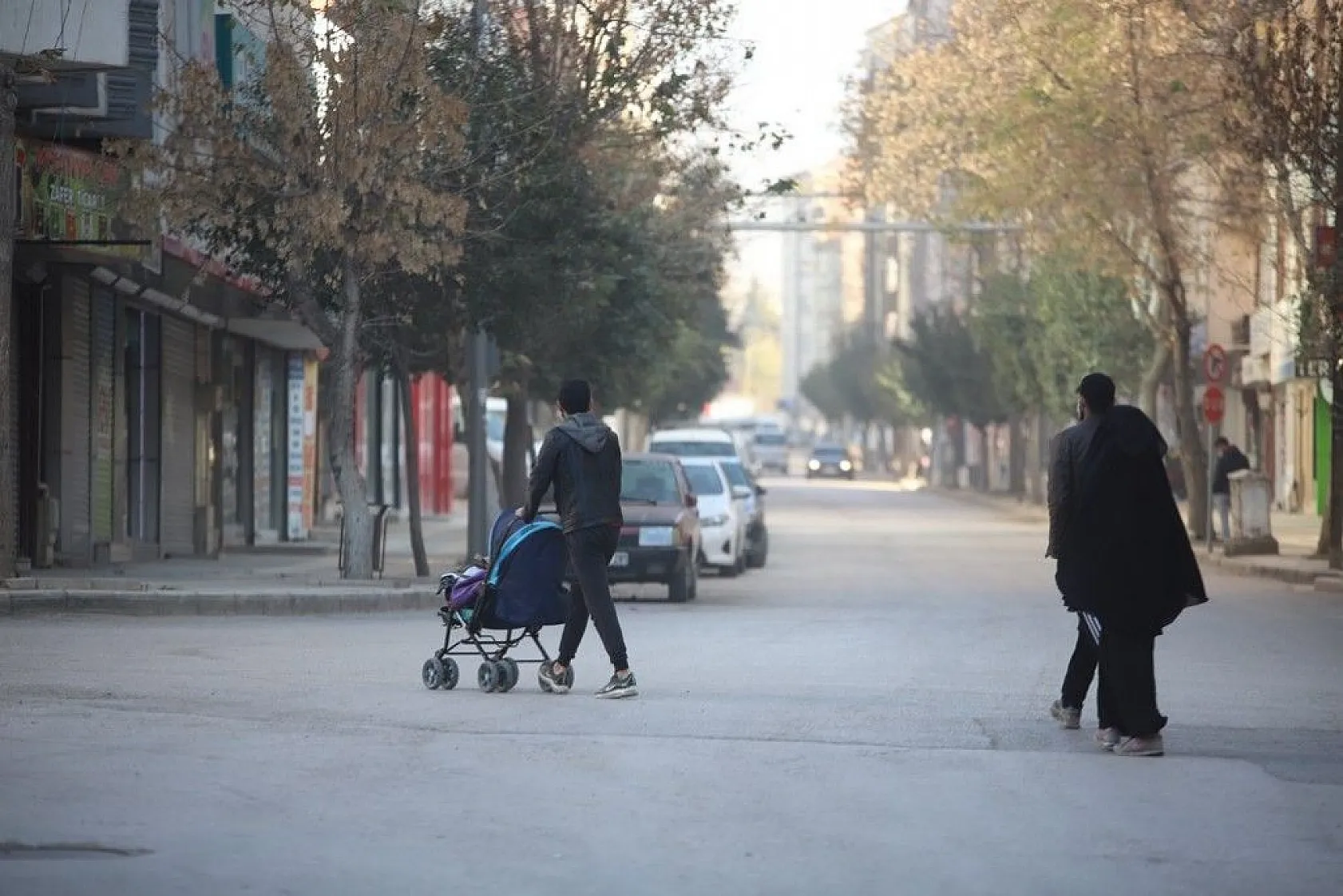 Deprem sonrası vatandaşlar kendini dışarı attı