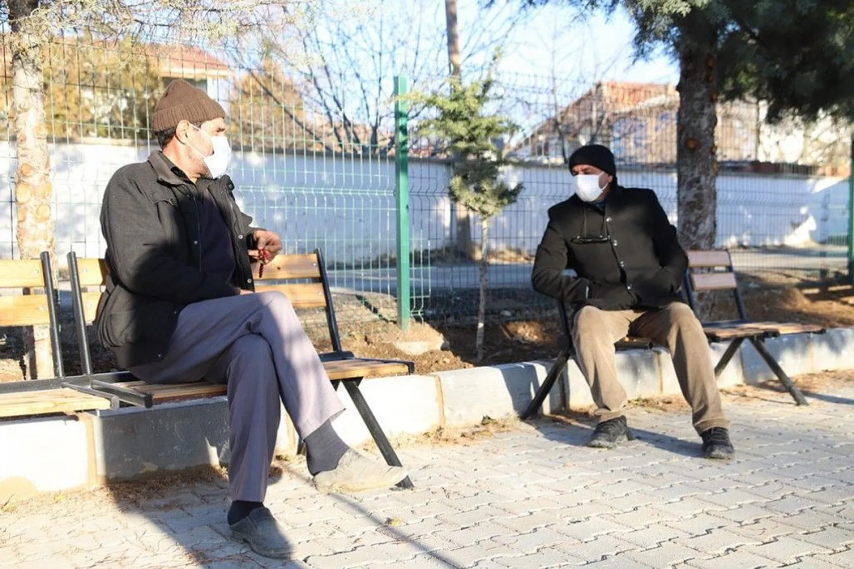 Deprem sonrası vatandaşlar kendini dışarı attı