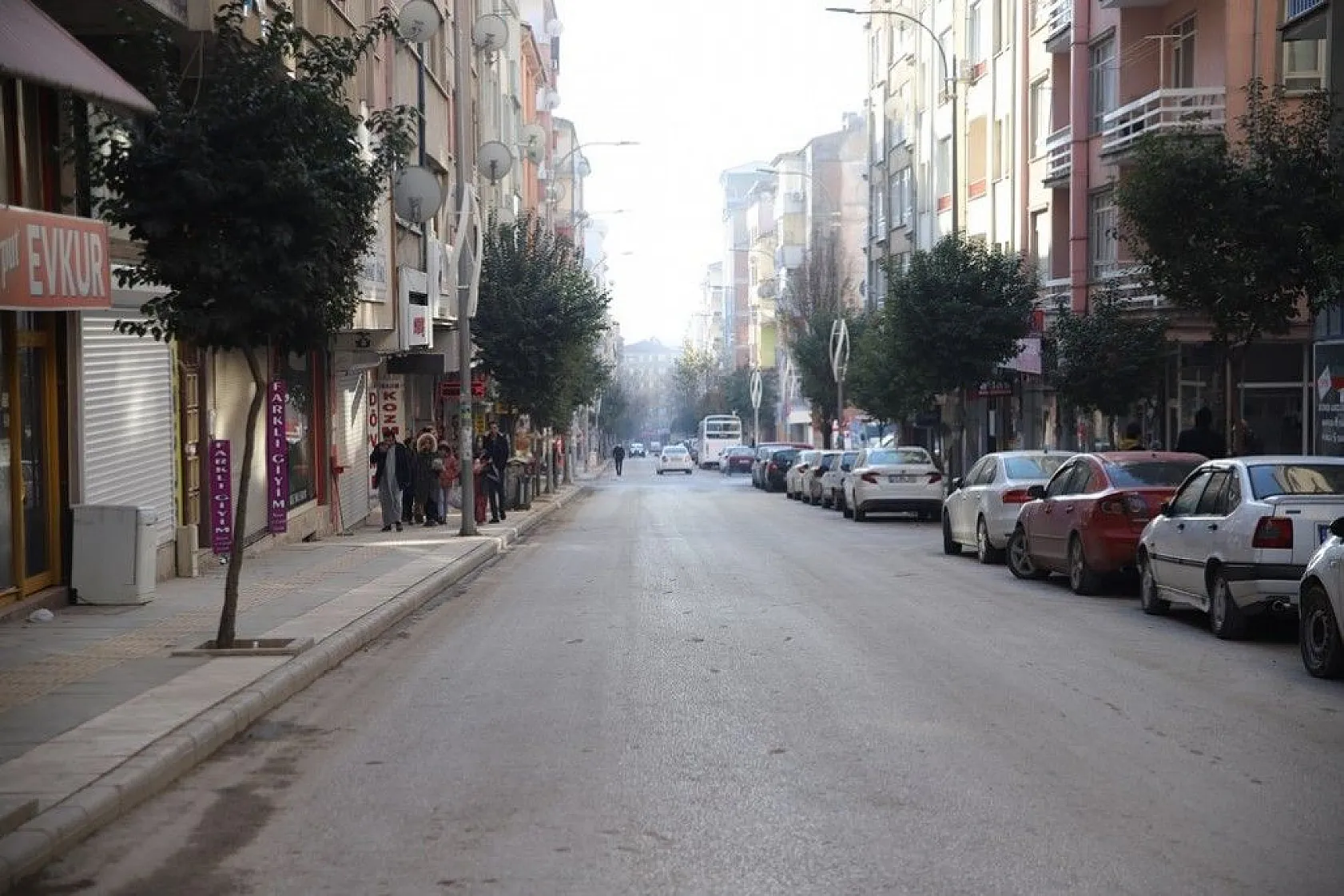 Deprem sonrası vatandaşlar kendini dışarı attı