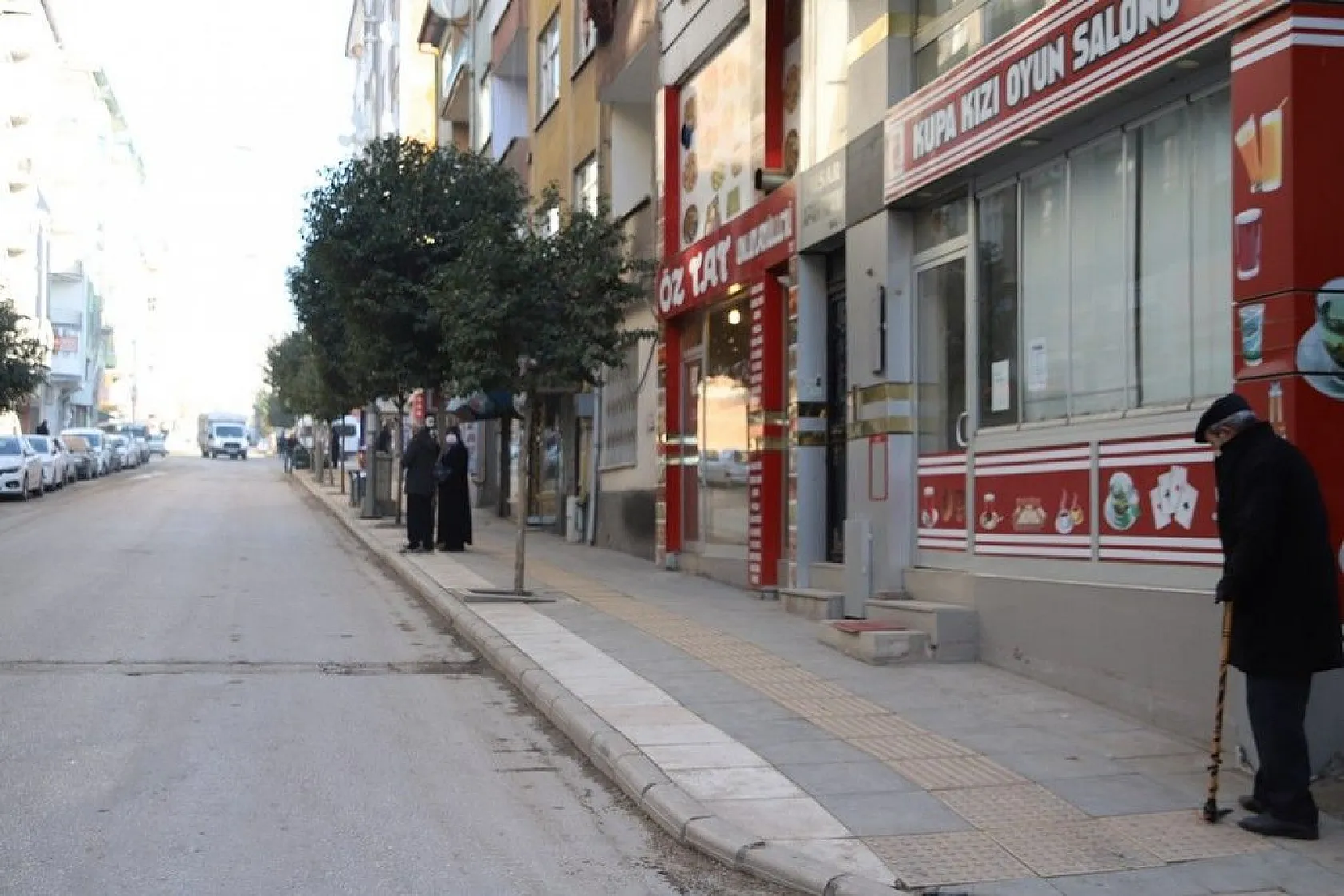 Deprem sonrası vatandaşlar kendini dışarı attı