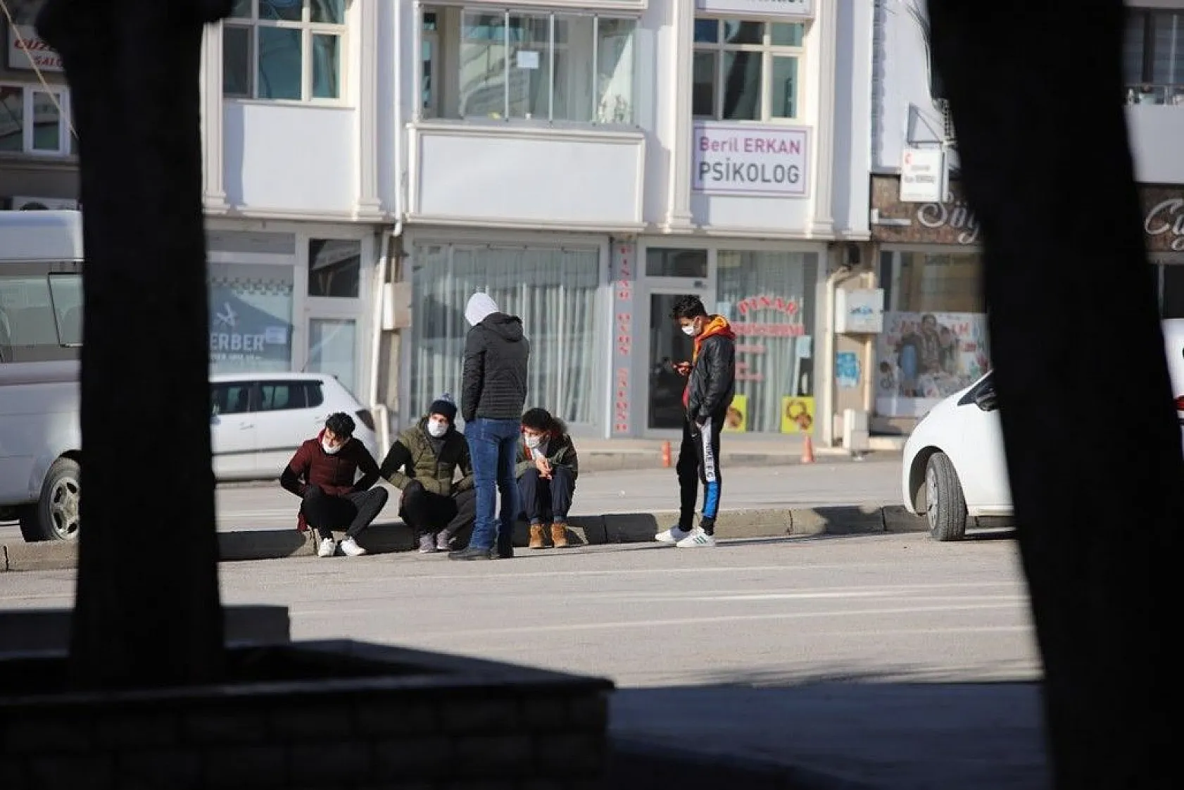 Deprem sonrası vatandaşlar kendini dışarı attı
