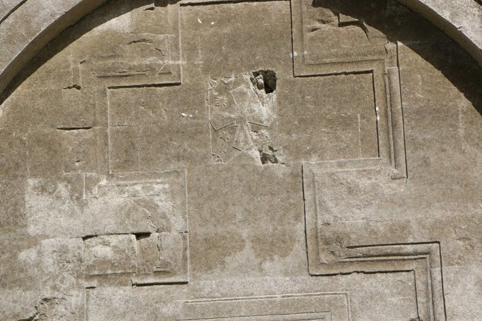 Barajda sular çekildi tarihi kilise gün yüzüne çıktı