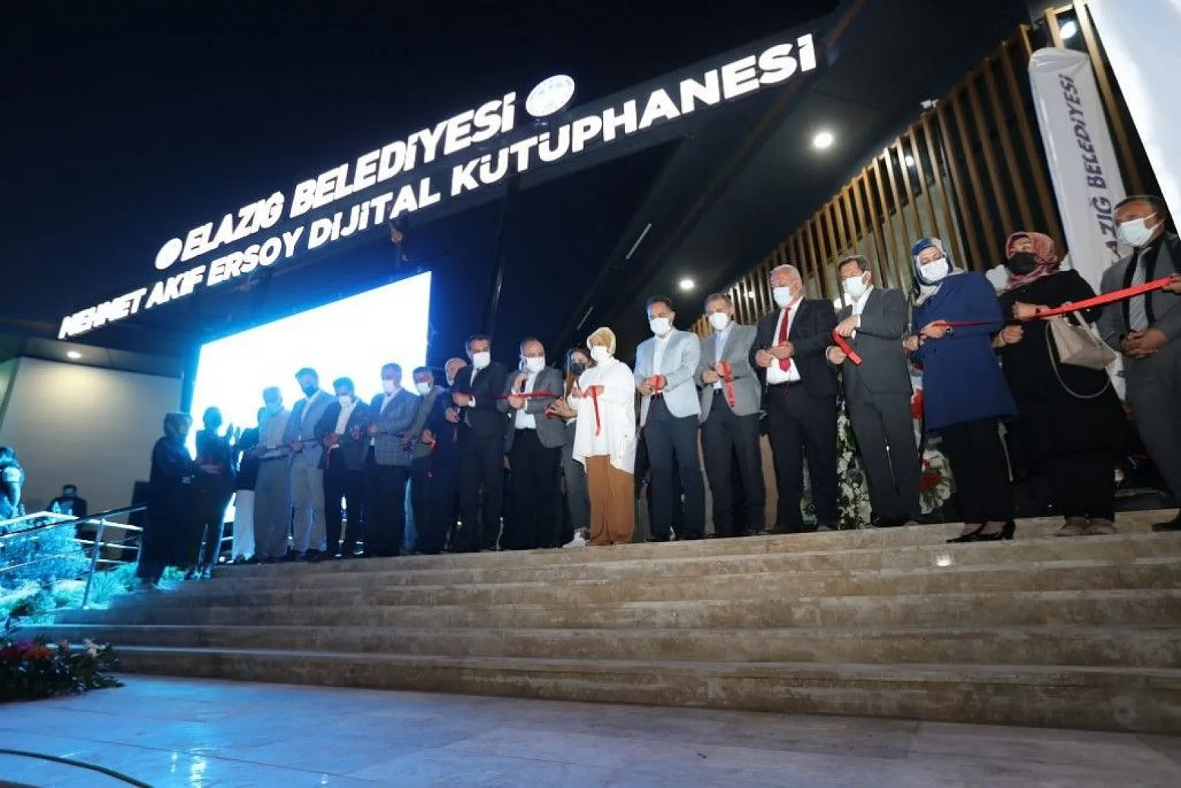 Dijital Kütüphane açıldı