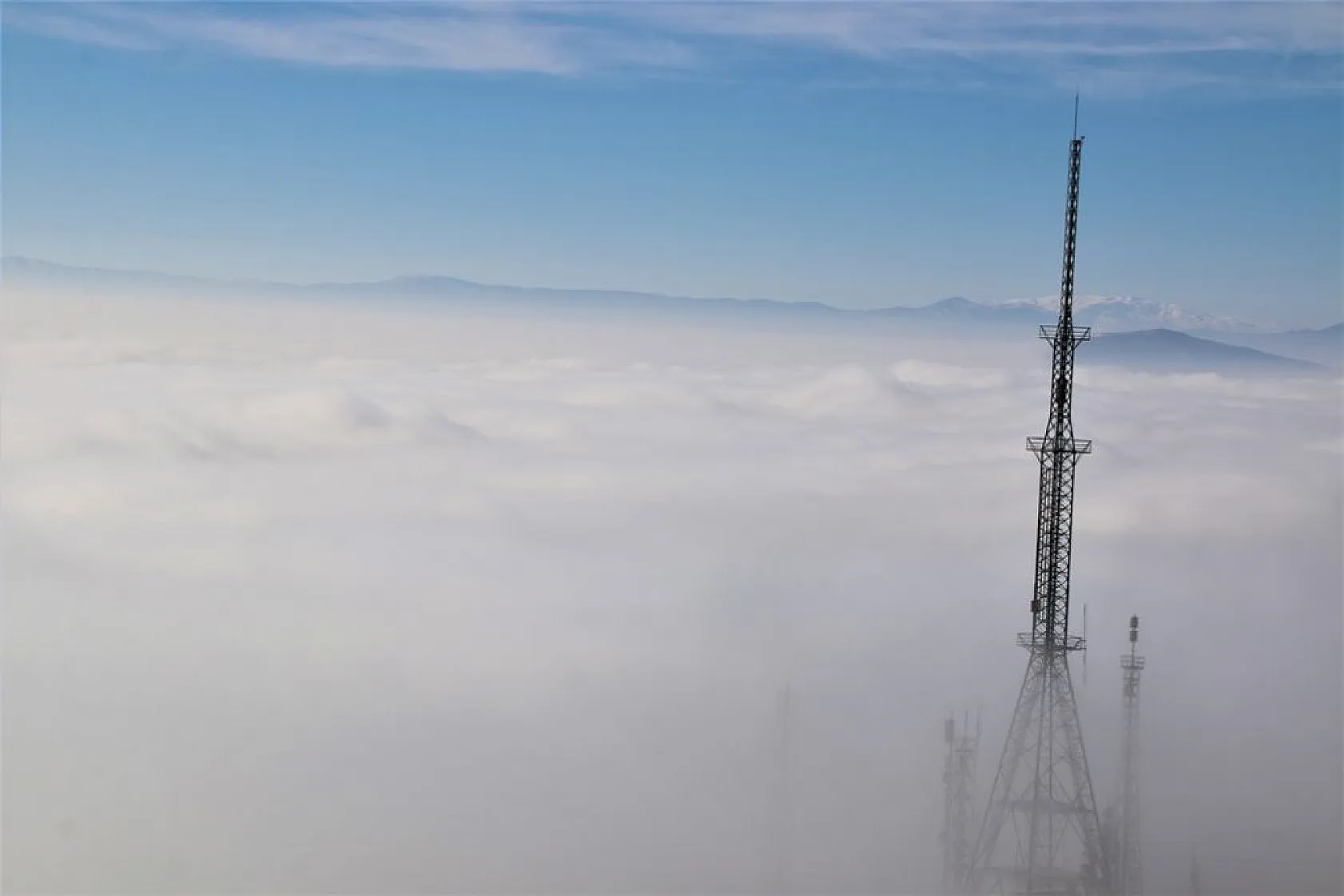 Elazığ sis denizinde kayboldu, eşsiz görüntüler oluştu
