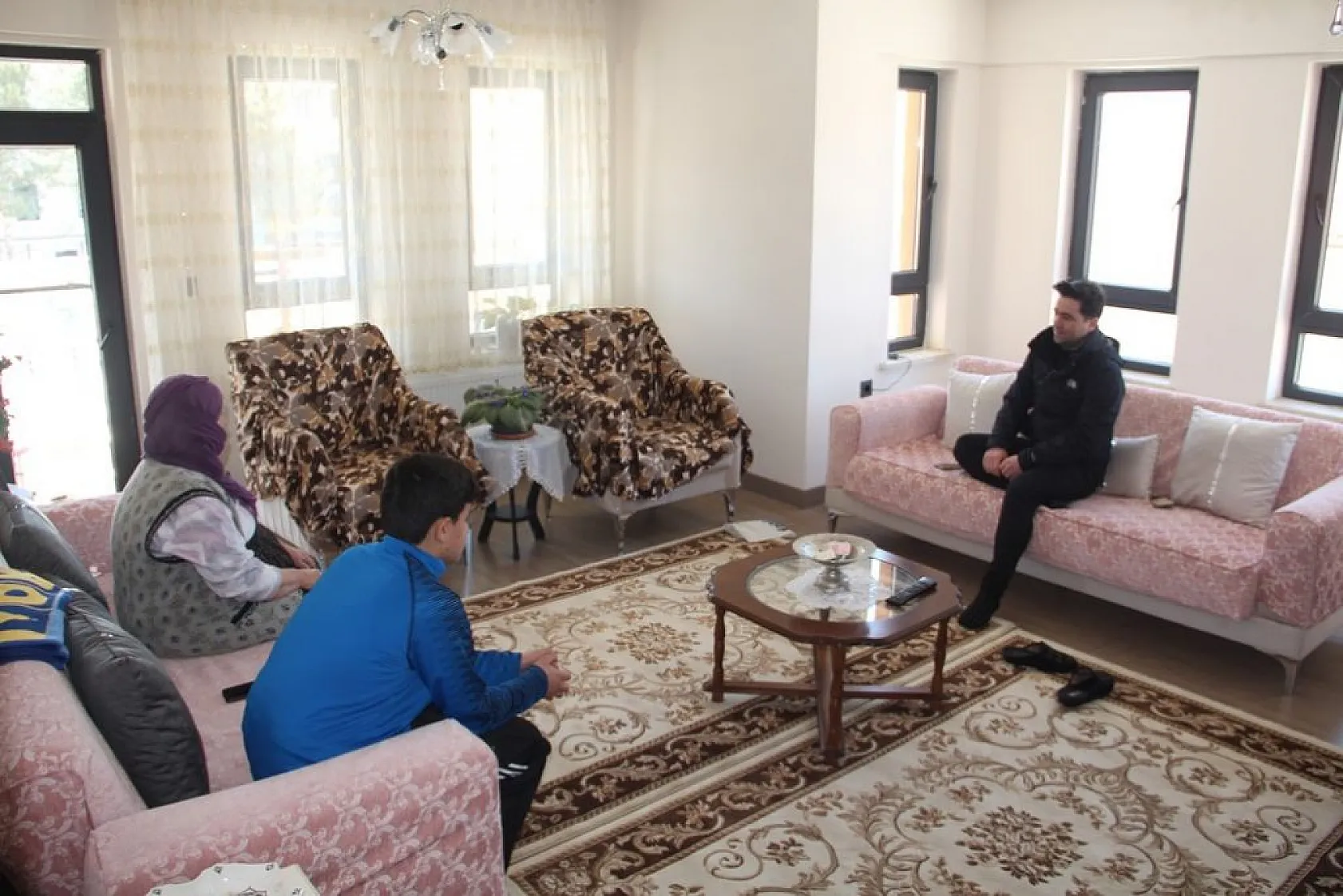 305 konut, 86 iş yeri tamamlandı