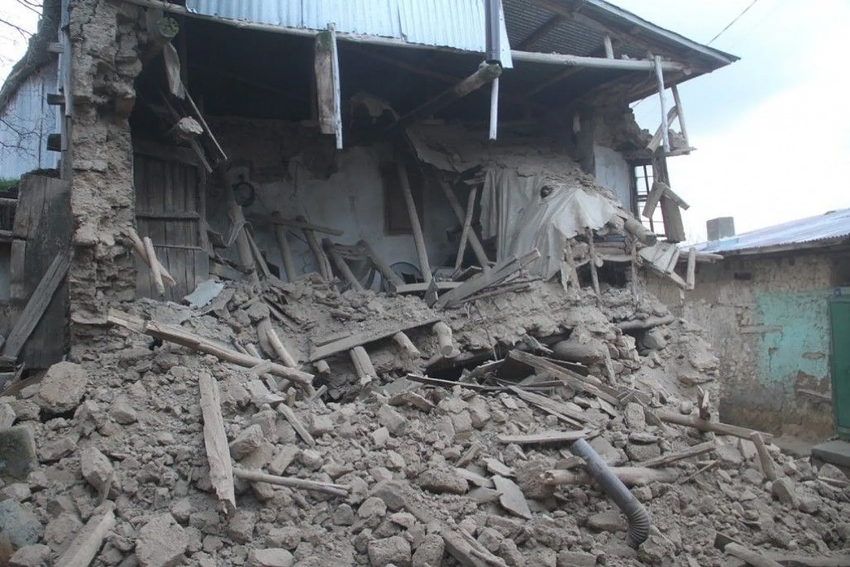 Sivrice'deki depremden fotoğraflar