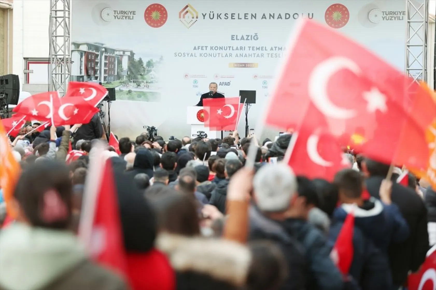 Cumhurbaşkanı Erdoğan'ın Elazığ ziyaretinden fotoğraflar