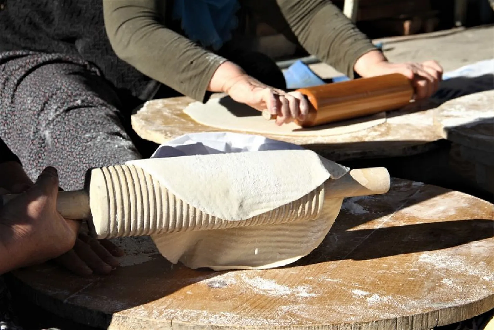 97 yaşında 67 yıldır tandır ekmeği pişiriyor