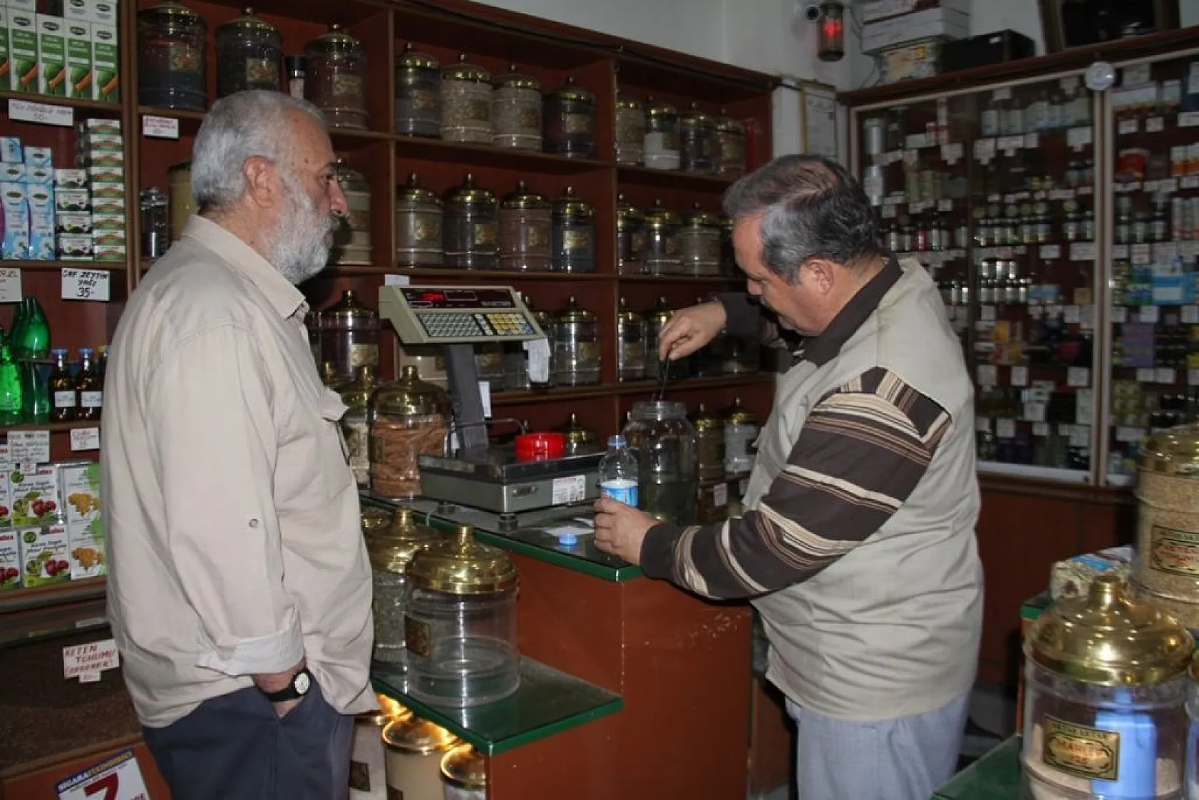 Üç kuşaktır Elazığ'a şifa dağıtıyor