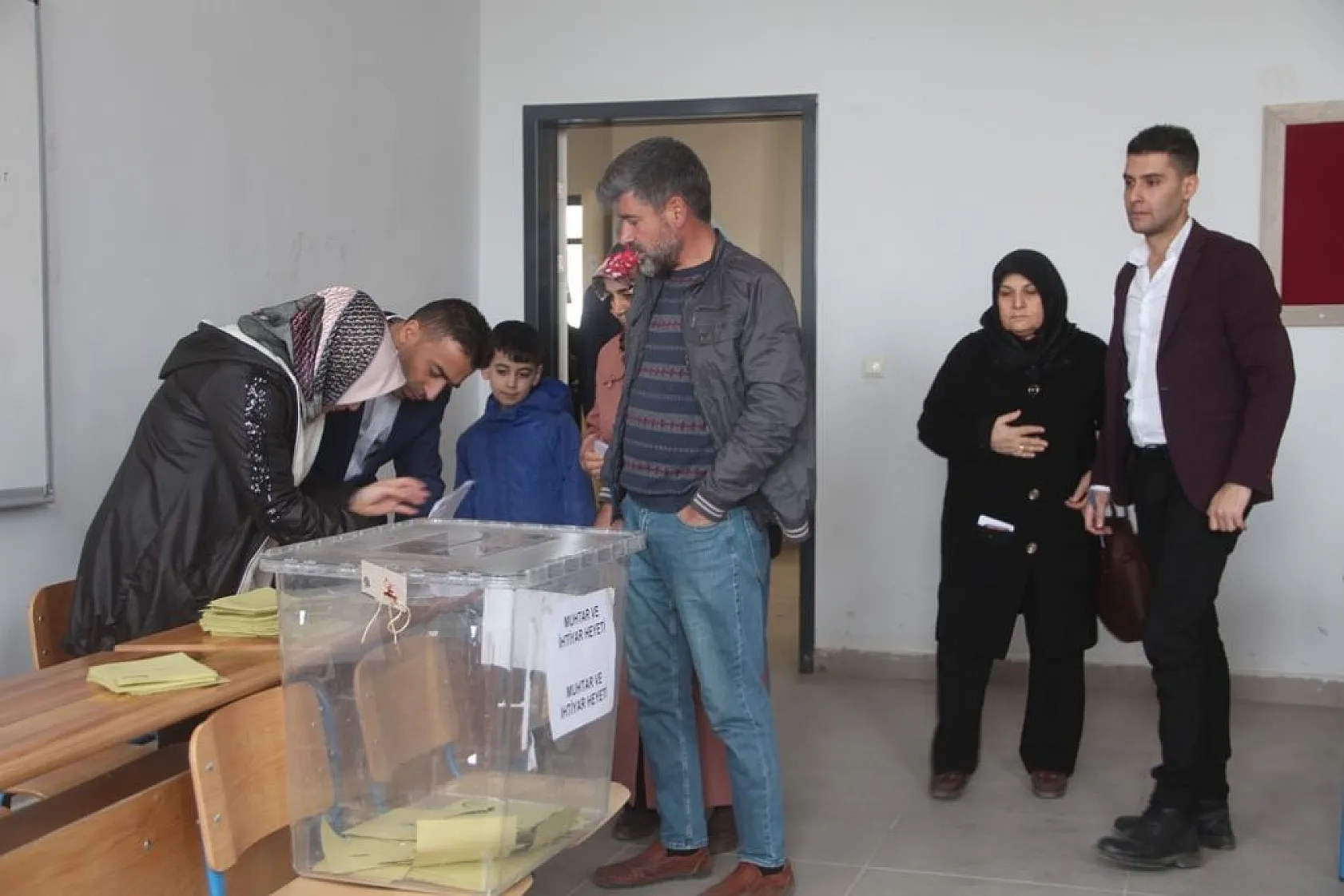 Güneykent Mahallesi sandık başına gitti