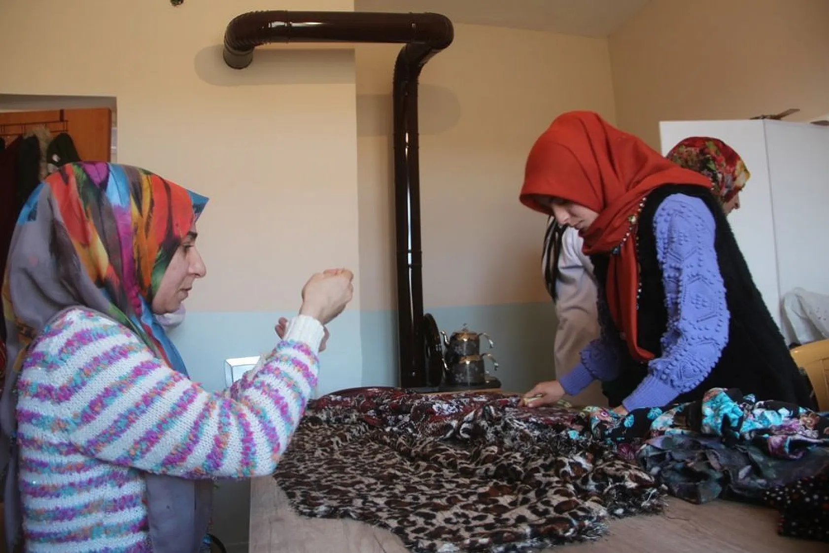 Köy Yaşam Merkezi, çocuklara ve ailelerine eğitim yuvası oldu