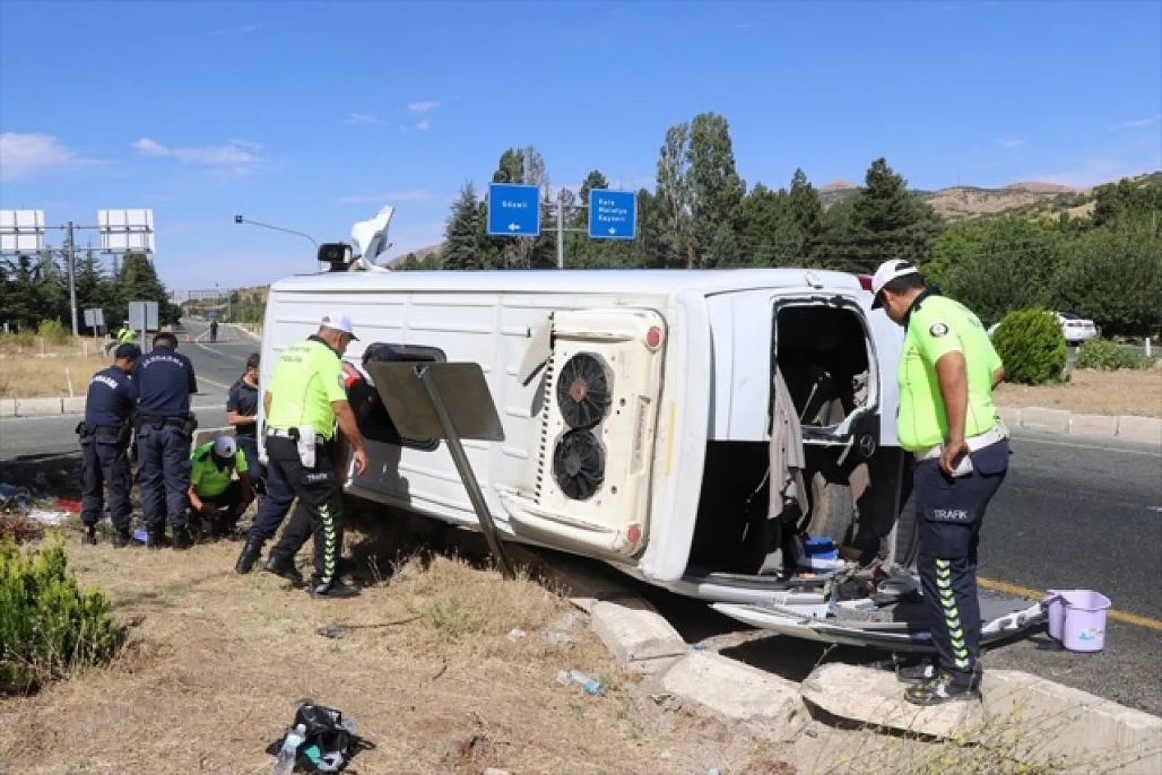 Elazığ'da feci kaza! Çok sayıda yaralı var