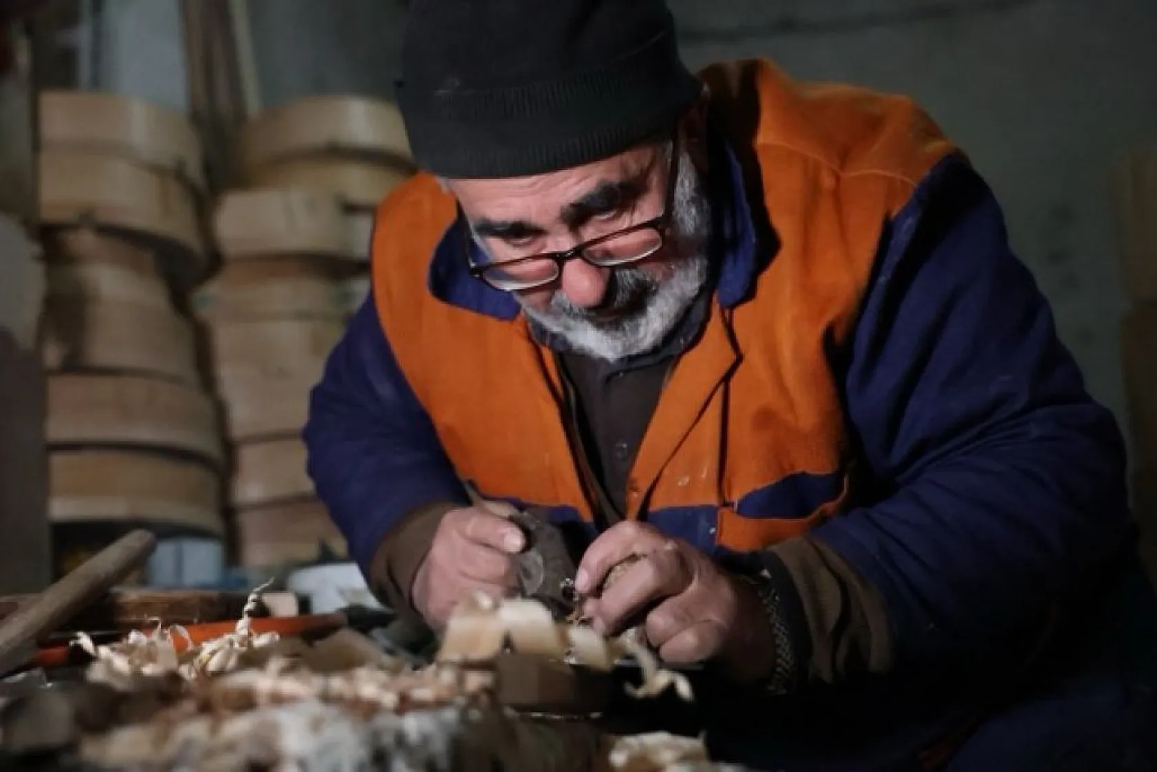 Çeyrek asırdır ahşaba şekil veriyor