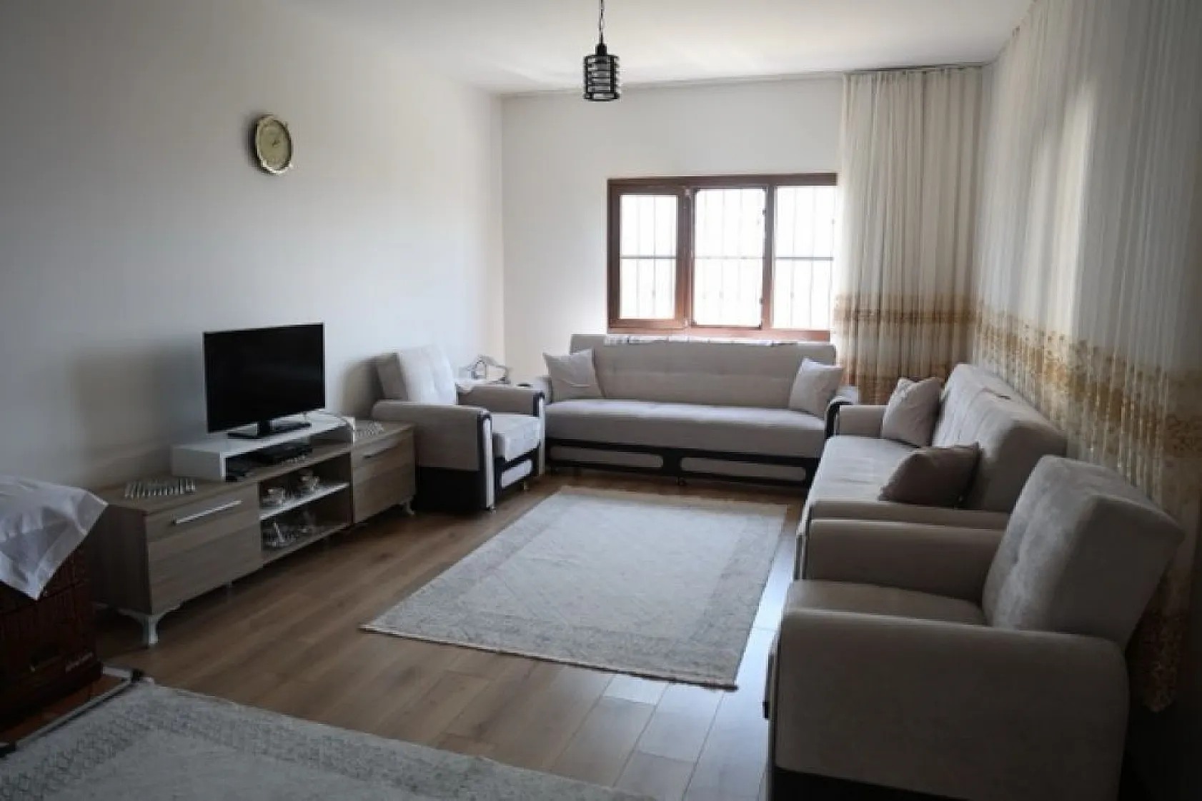 Tatil köyü havasında deprem konutları