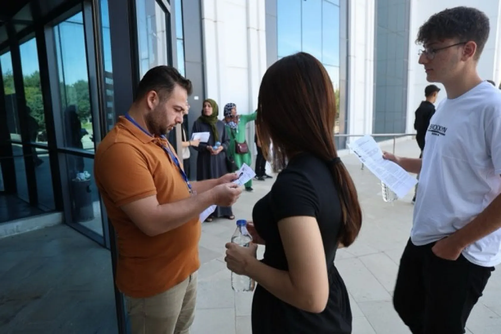 'Bir dakika geciktim' dedi, ama yetişemedi!