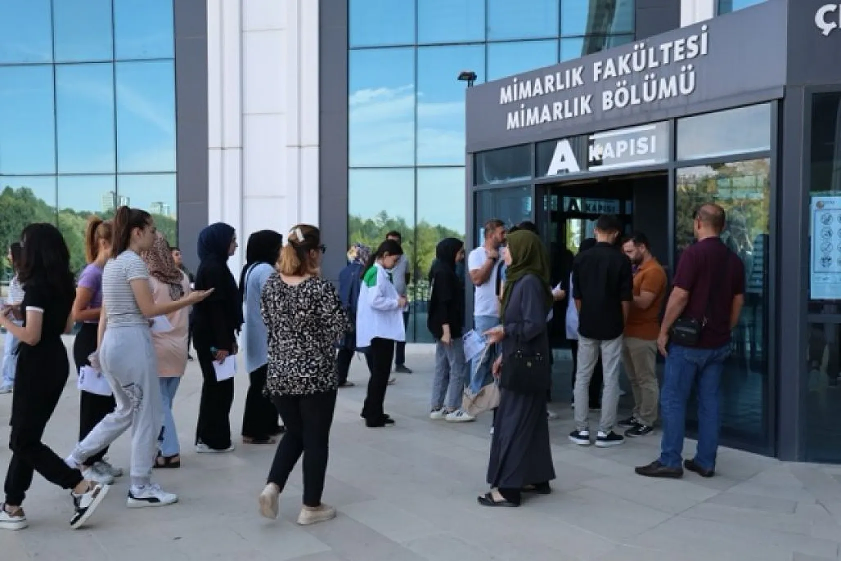 'Bir dakika geciktim' dedi, ama yetişemedi!