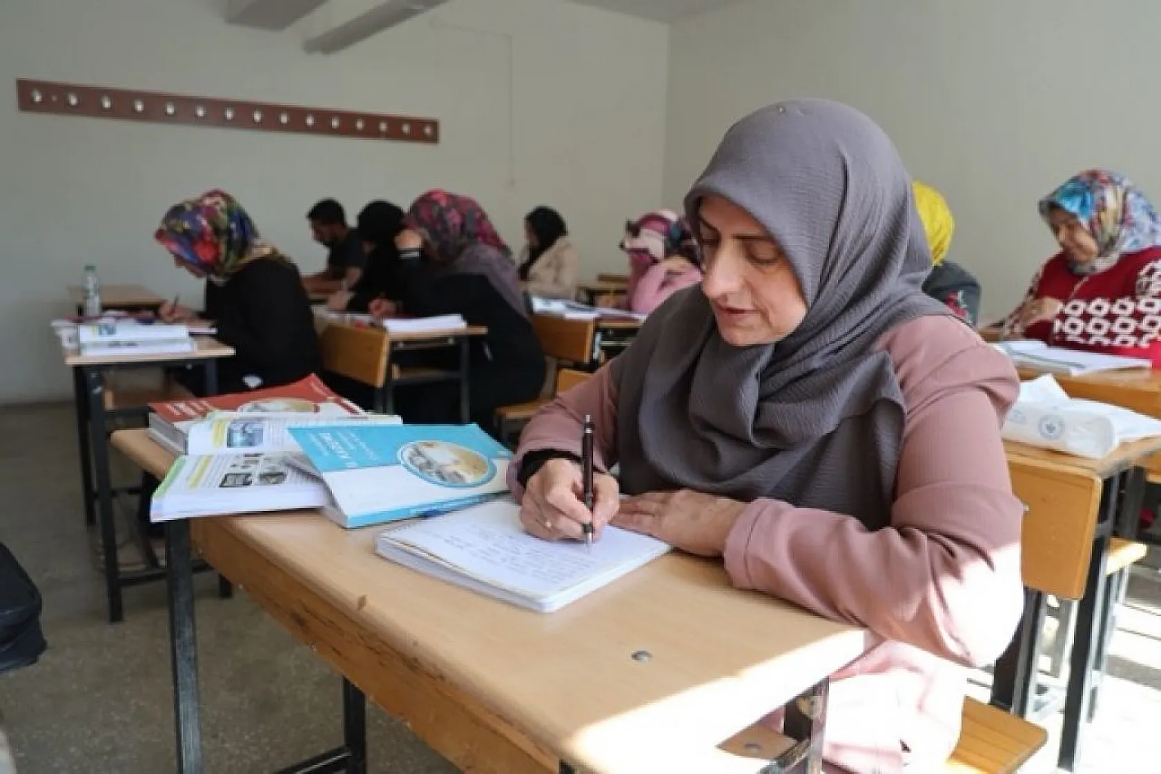 Elazığ'da okuma yazma seferberliği