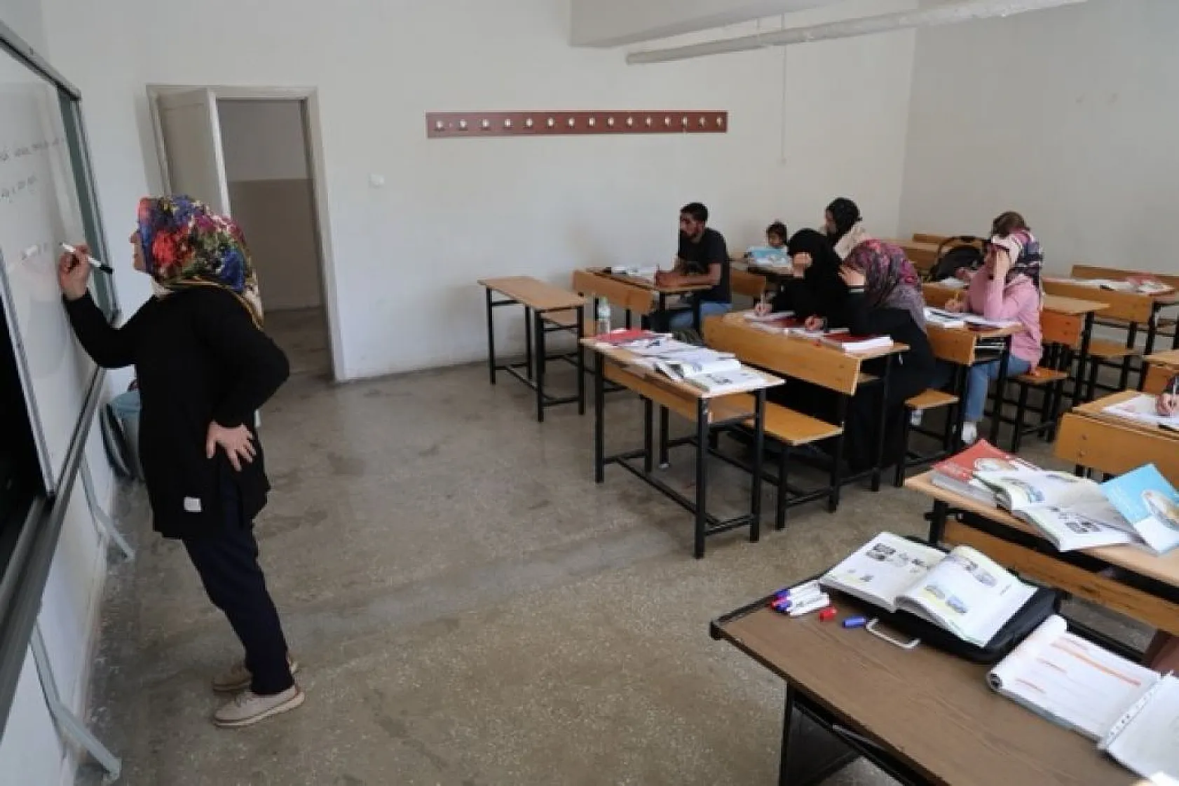 Elazığ'da okuma yazma seferberliği