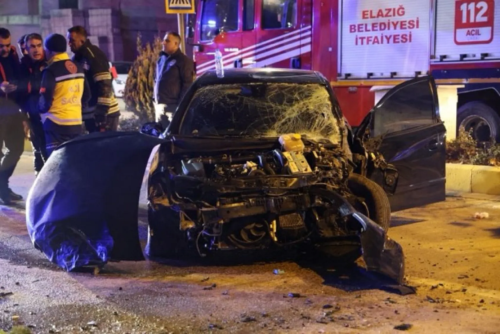 Ortalığı savaş alanına çeviren kaza