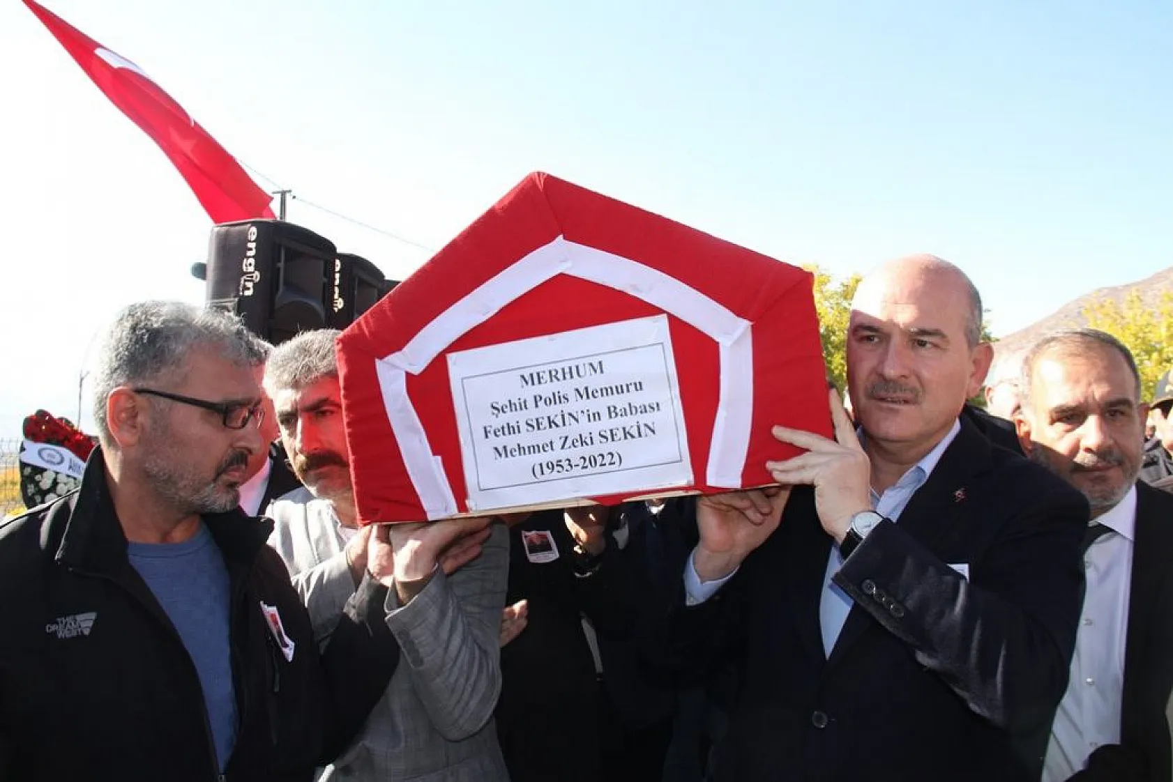 Şehit Fethi Sekin'in babası son yolculuğuna uğurlandı