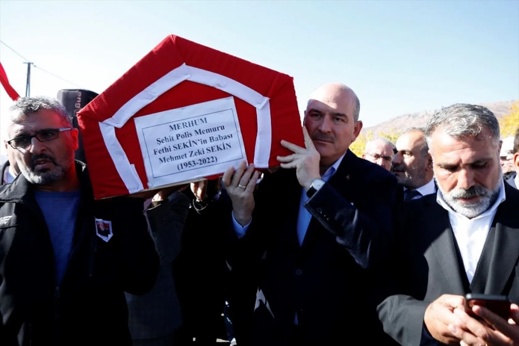 Şehit Fethi Sekin'in babası son yolculuğuna uğurlandı