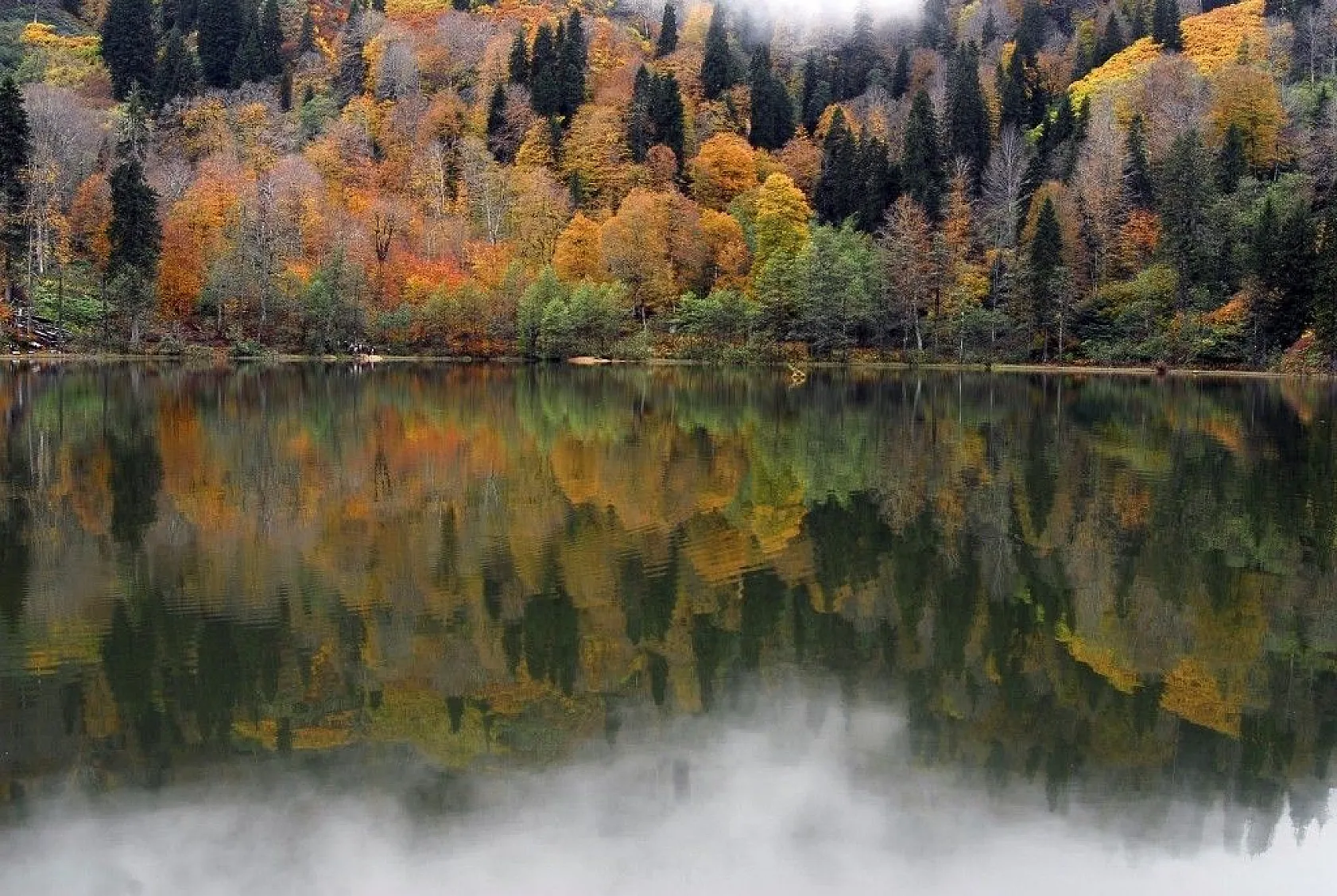 Artvin'in Karagölleri ziyaretçi akınına uğruyor