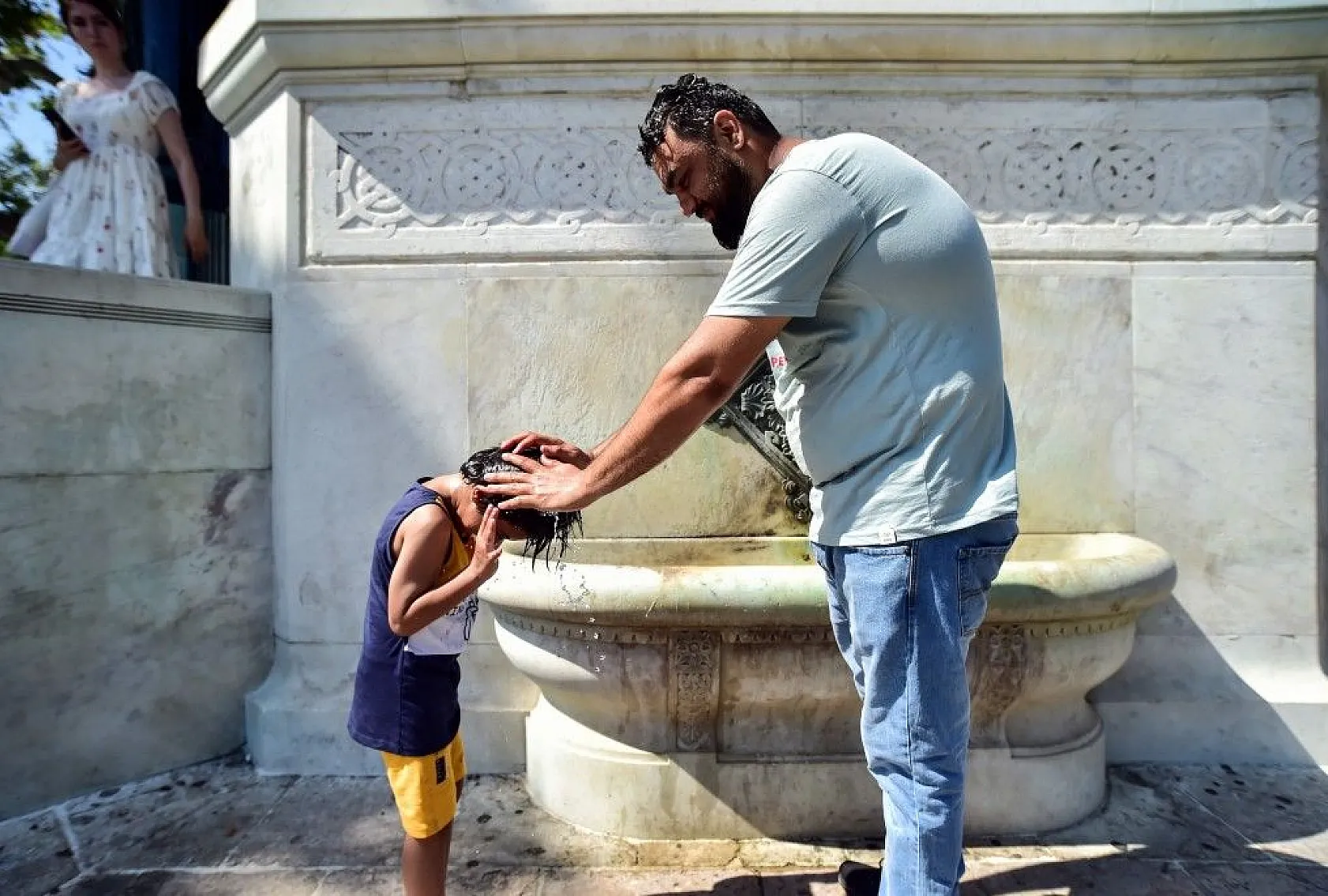 Termometreler 41 dereceyi gördü!