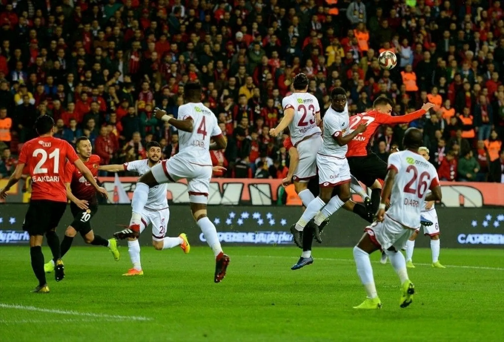 Eskişehirspor - Elazığspor maçından çok özel kareler